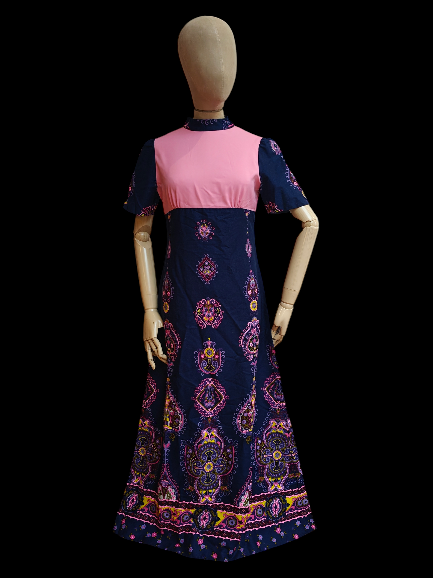 High neck 70's maxi dress with retro print