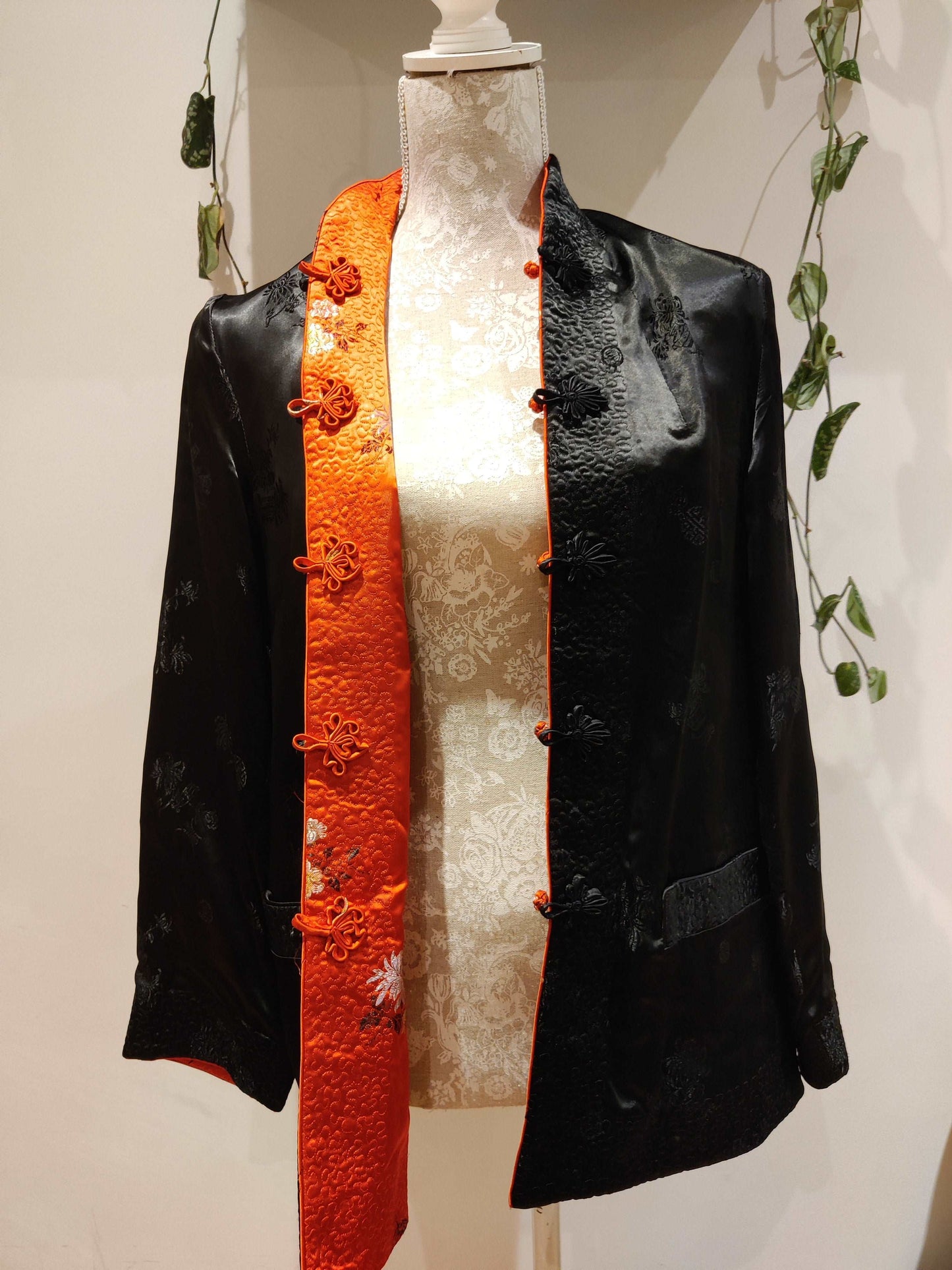Beautiful red and black mandarin jacket size 12.