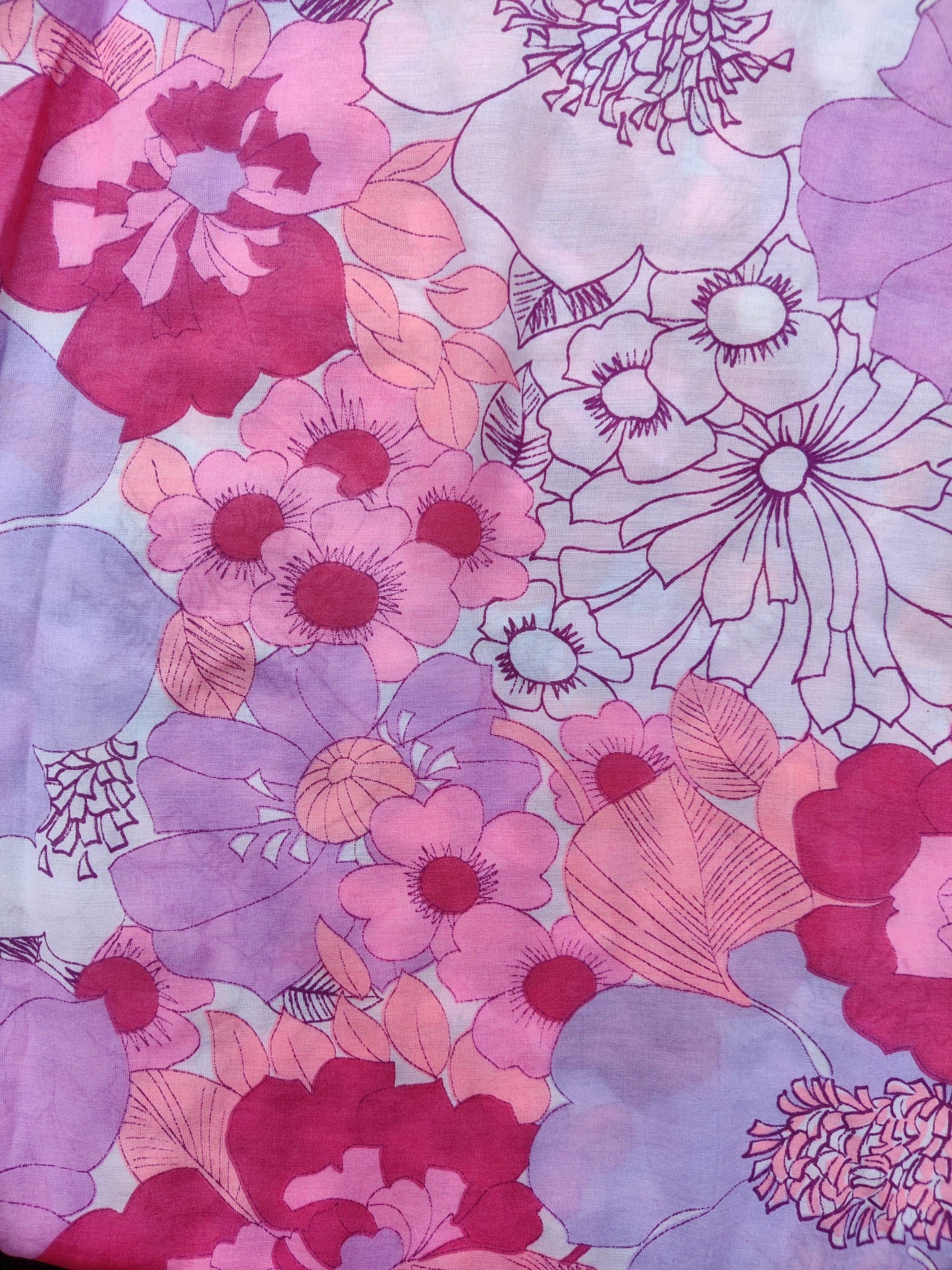 Beautiful vintage pink floral house coat dress.