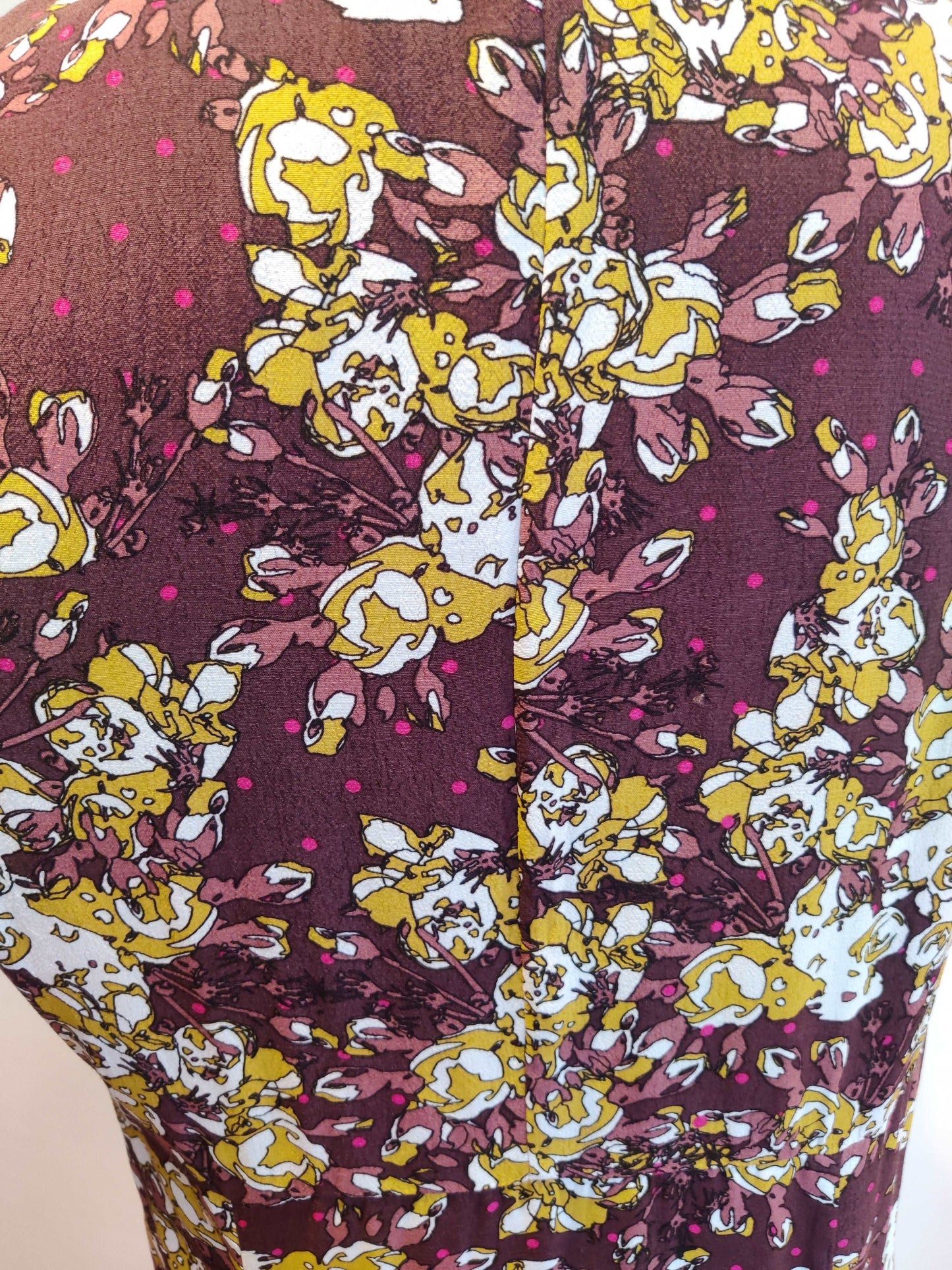 pretty retro abstract print. dress