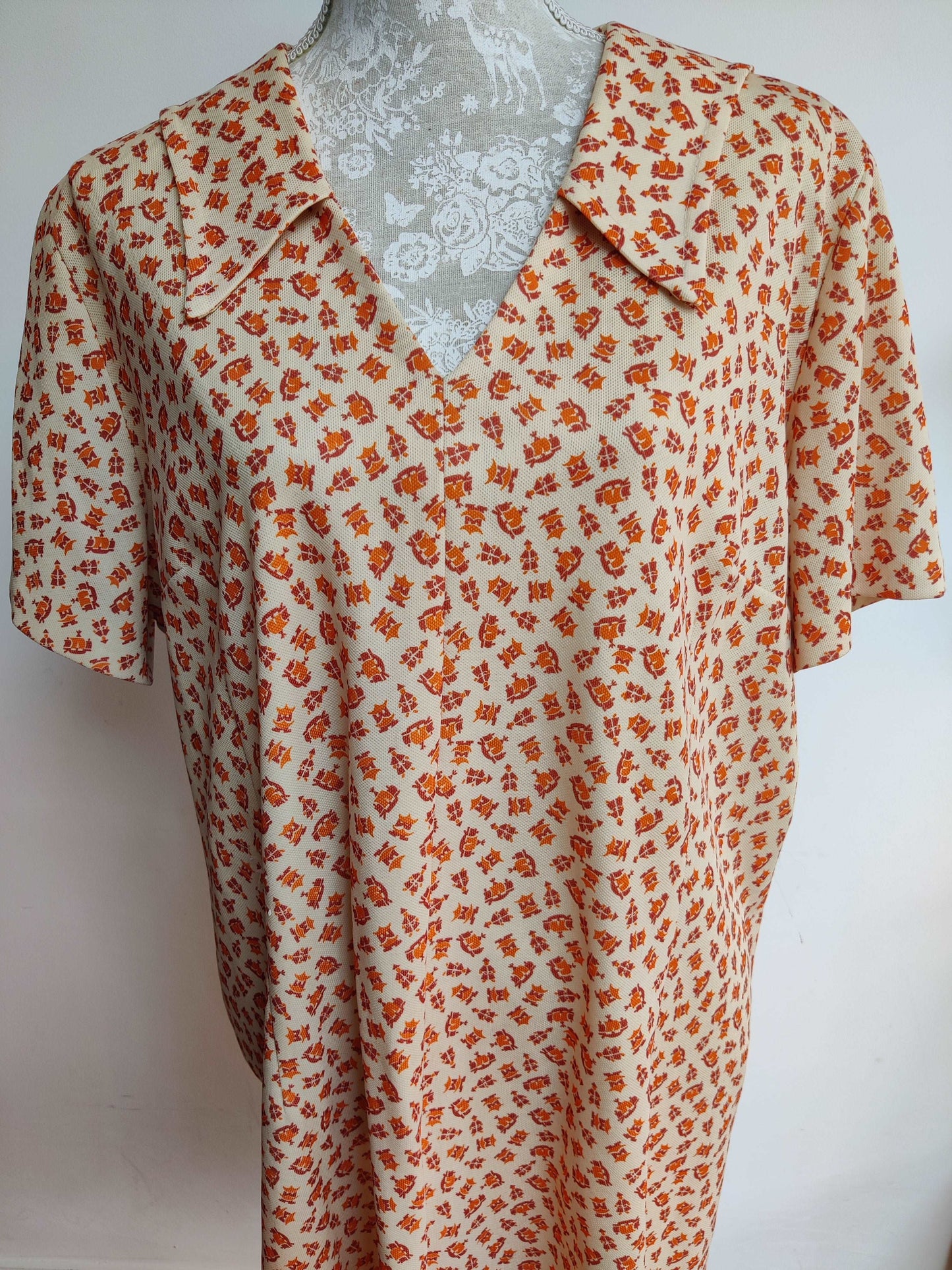 70s collar floral print