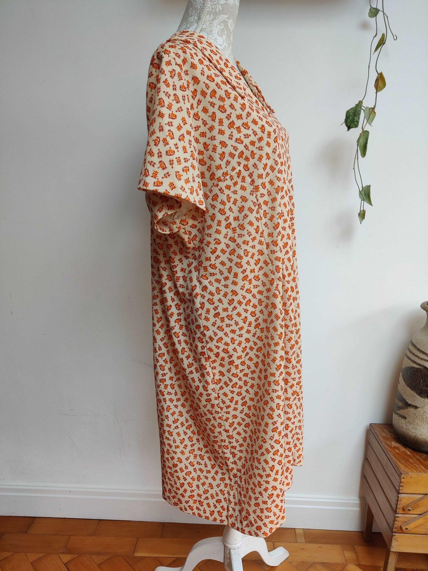 plus size vintage dress with orange floral design