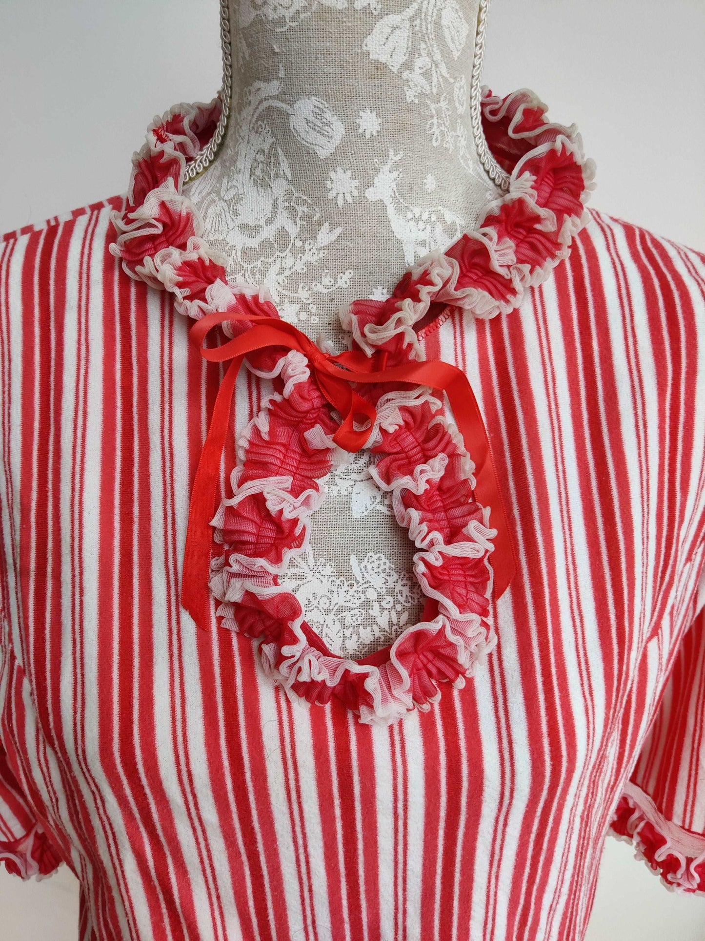 Fabulous coral stripe vintage frill smock top.