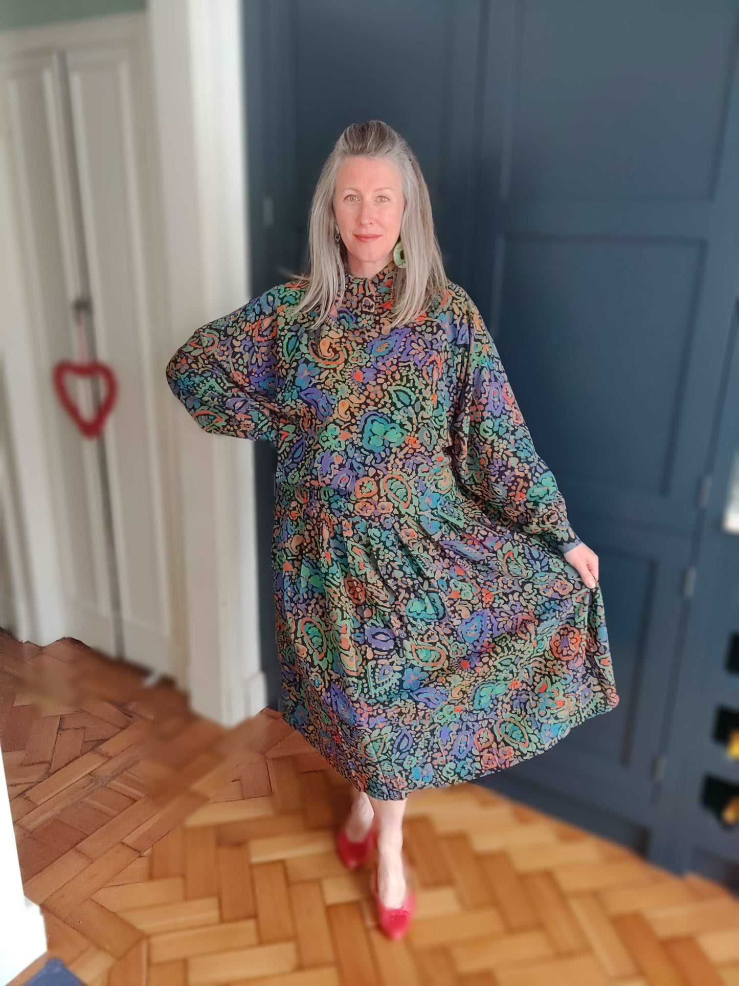 Plus size pleated dress 80s