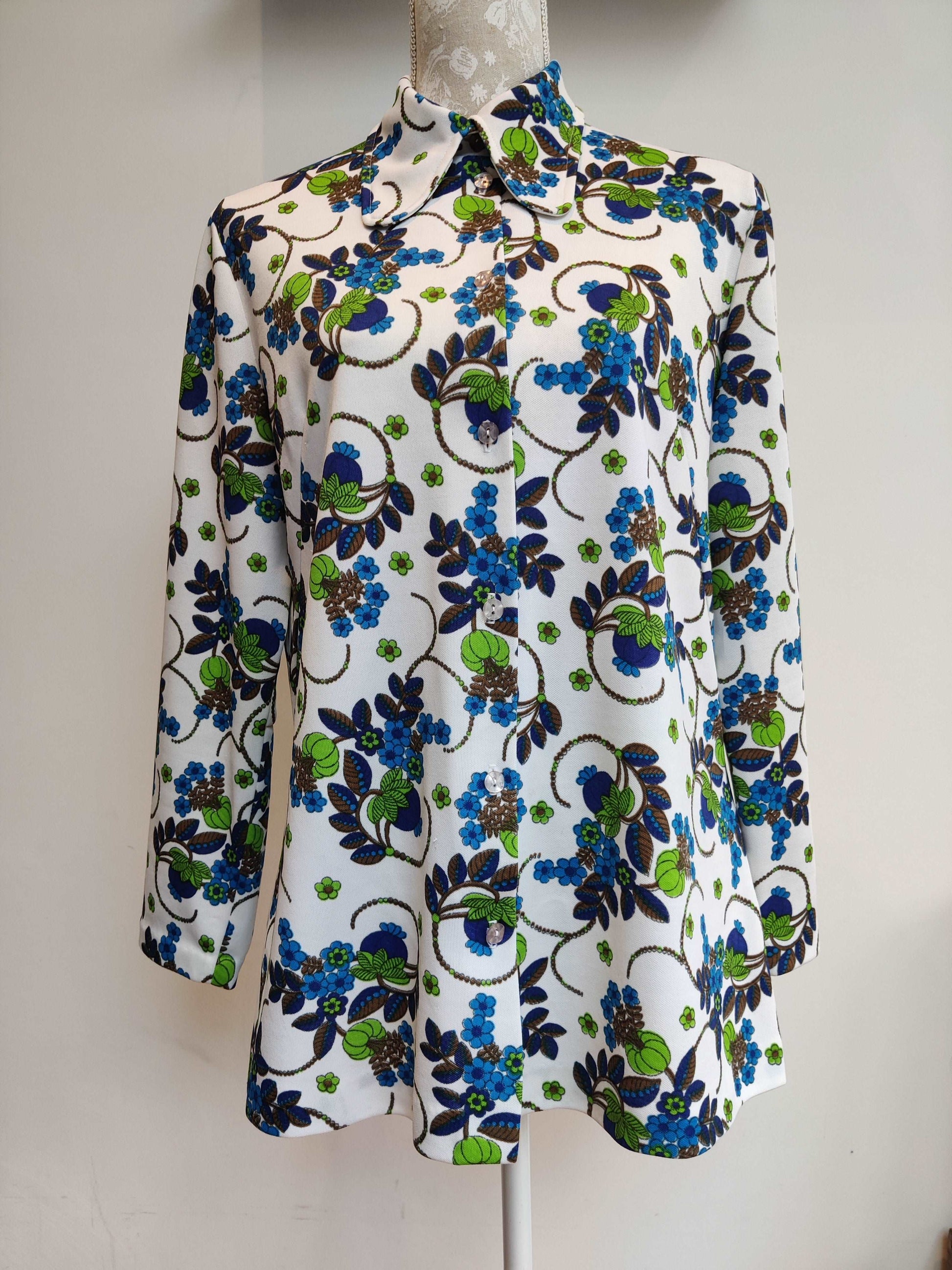 70s shirt with floral print.