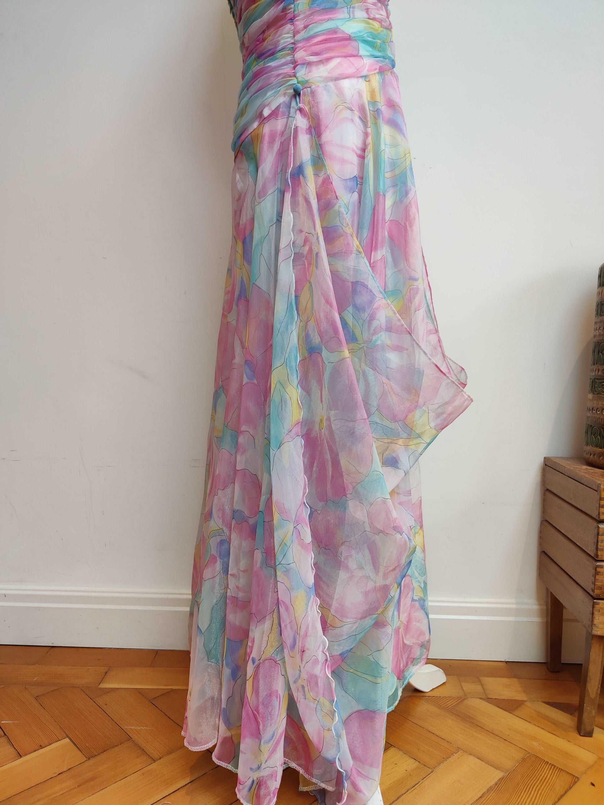 Floral vintage maxi. Size 8