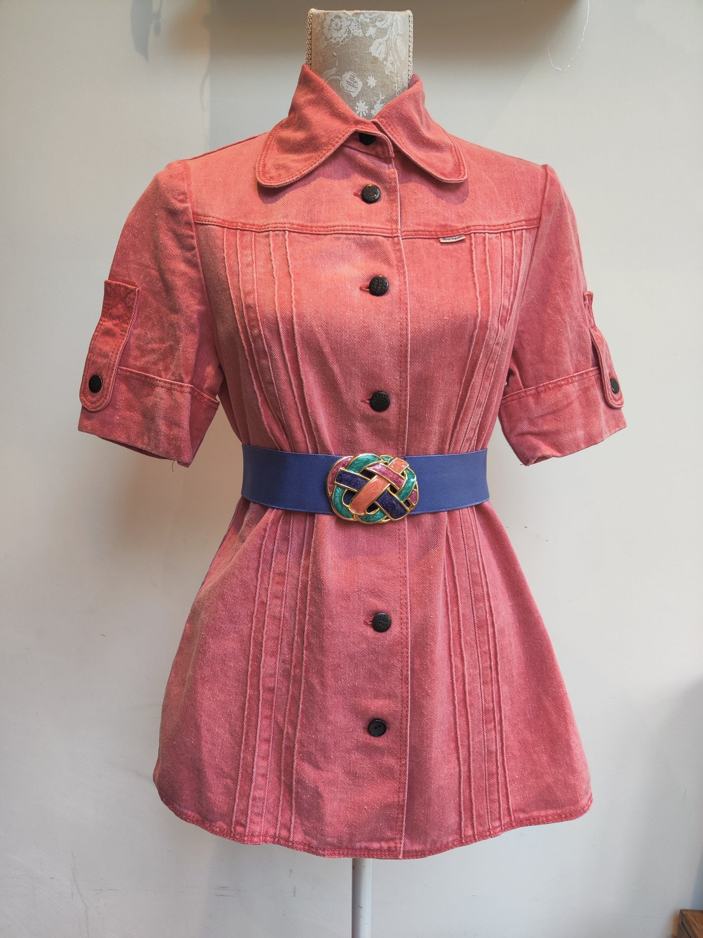 Amazing red denim 70s shirt size 12-14.