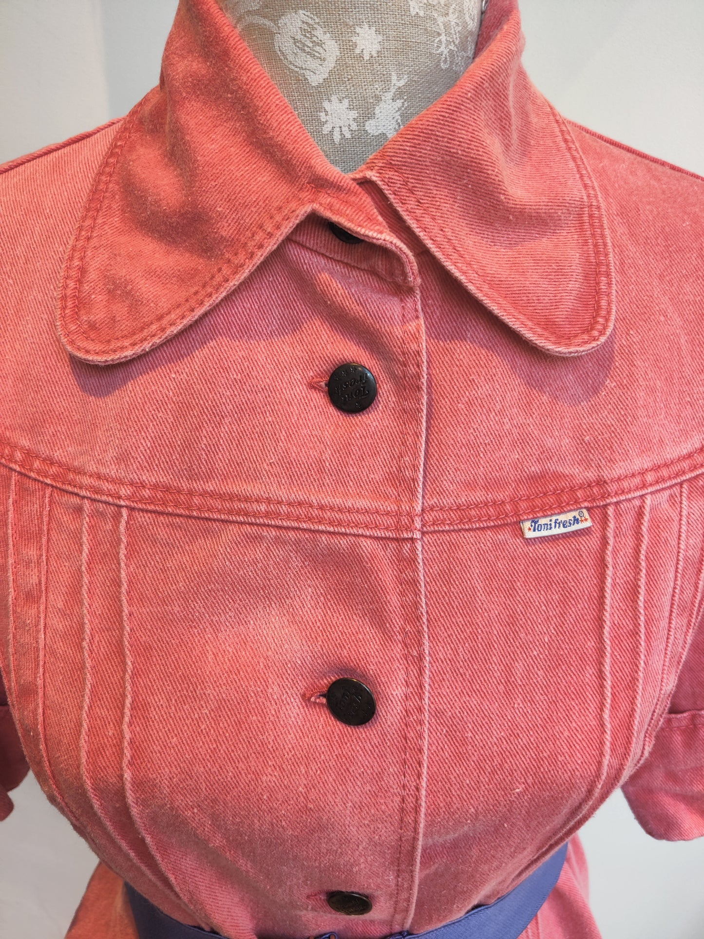 Beautiful 70s collar