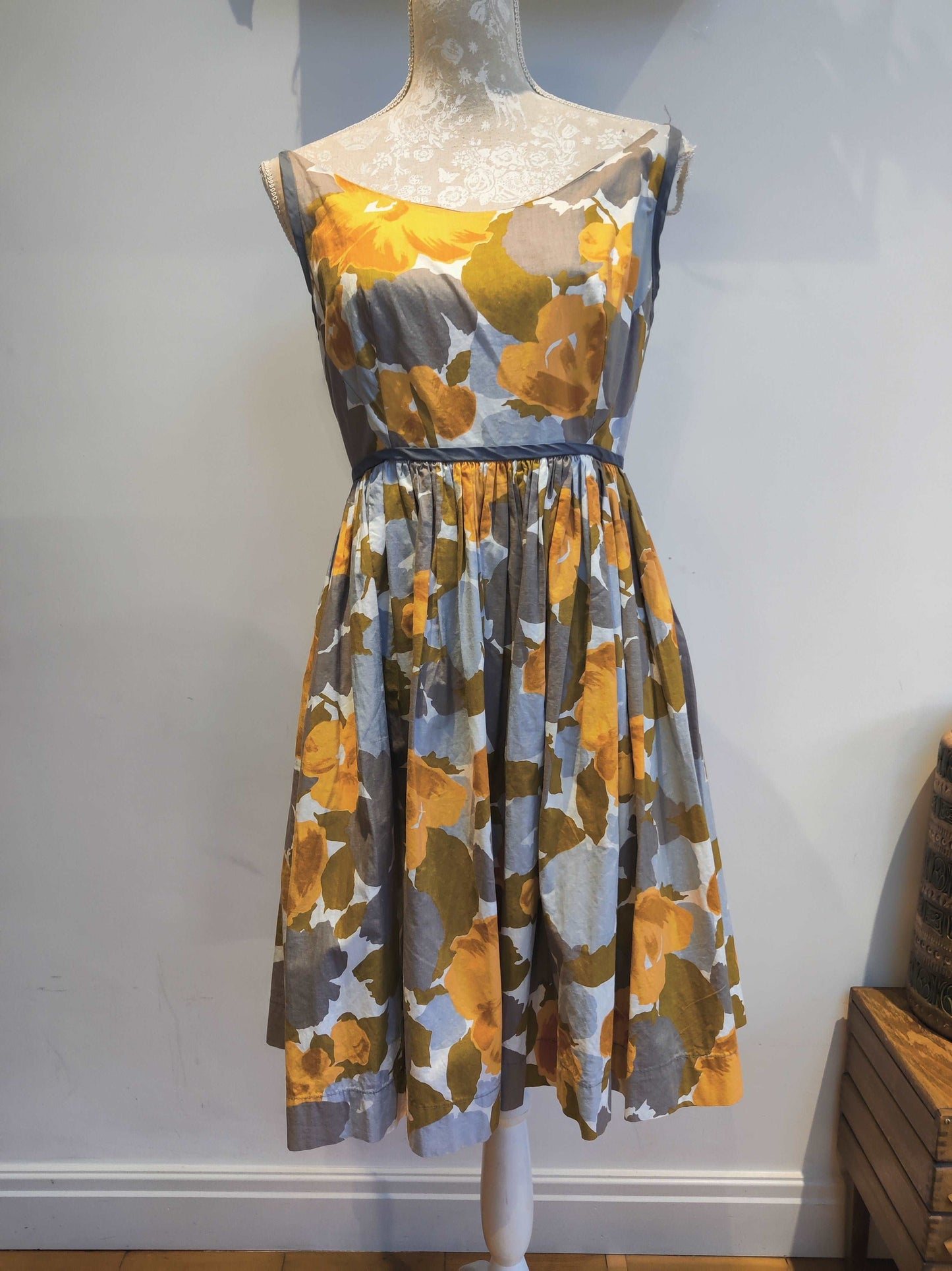 50s floral dress in mustard yellow and grey