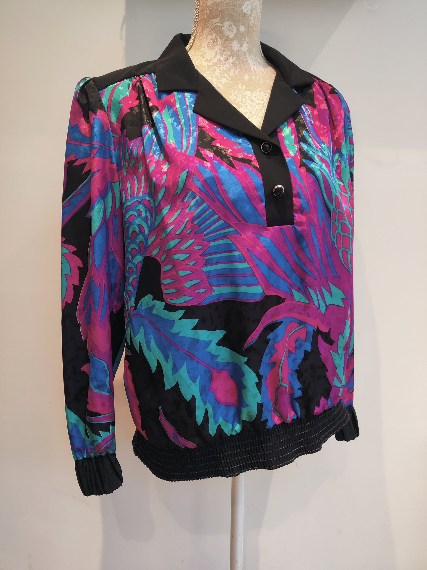 Vintage shirt with paisley print.