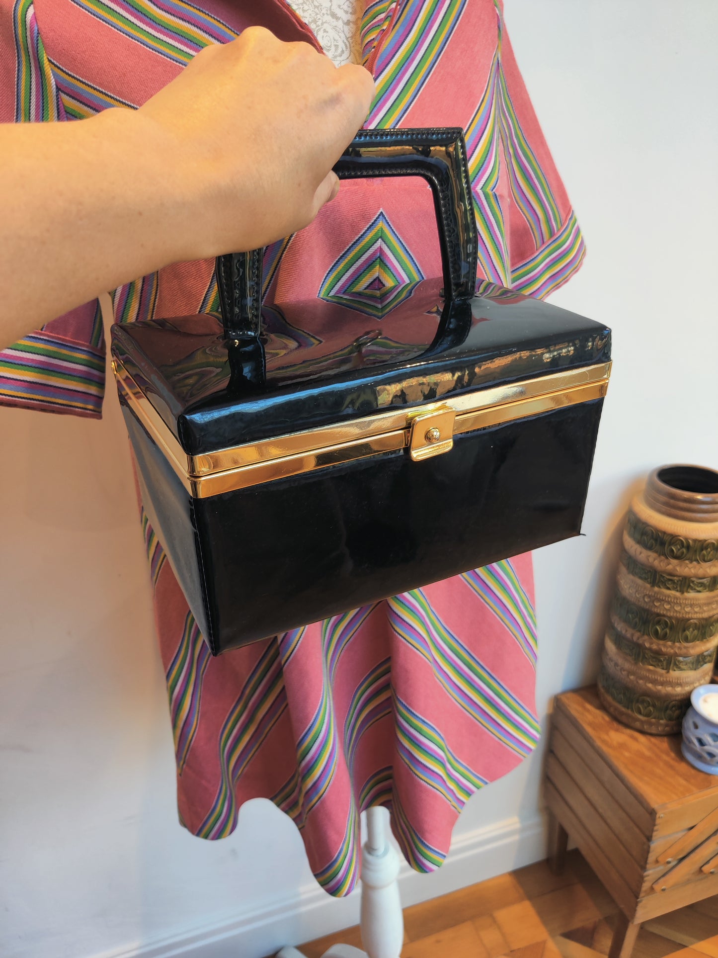 Black and gold vanity case vintage