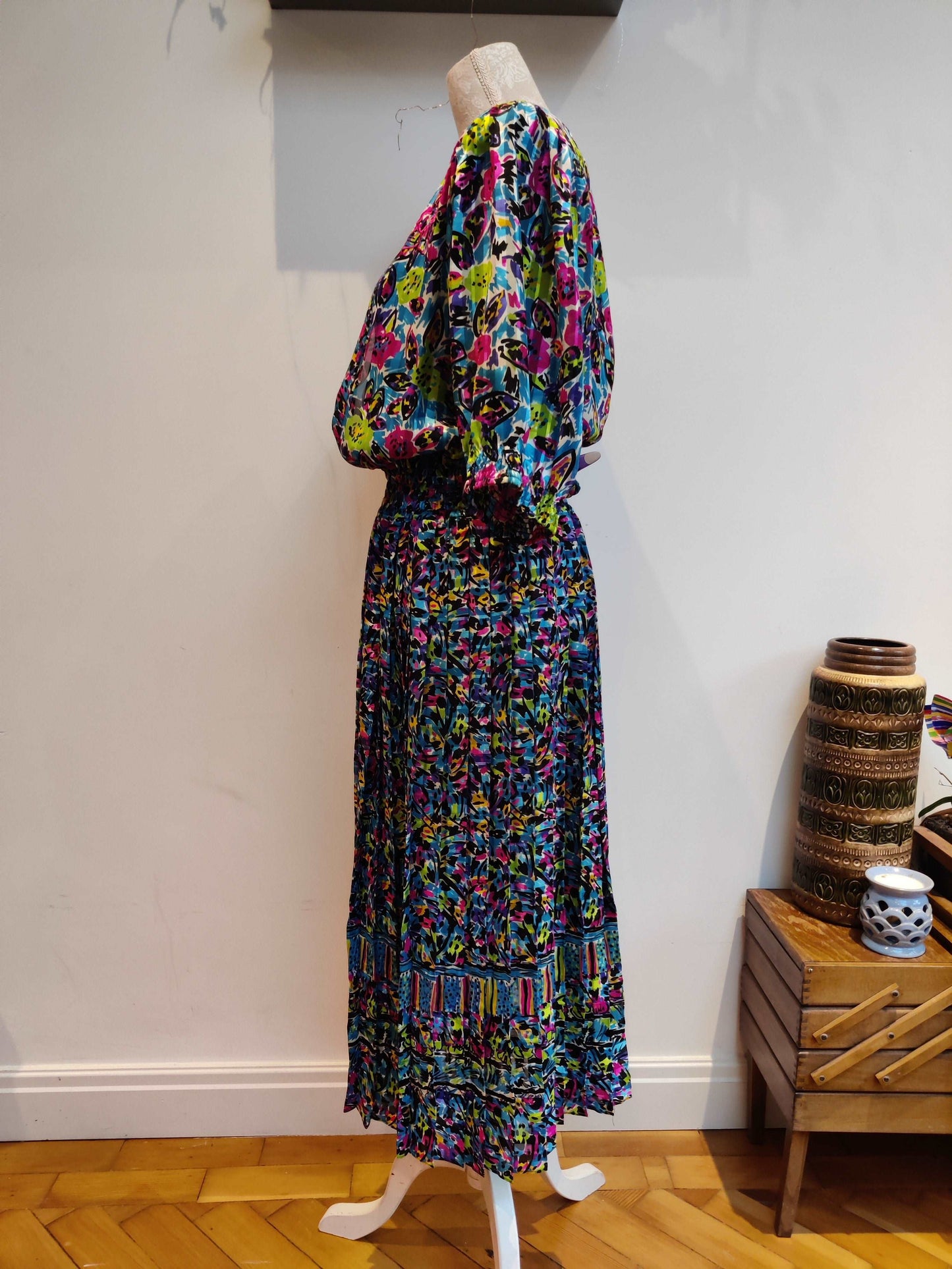Pleated summer dress by Kanga