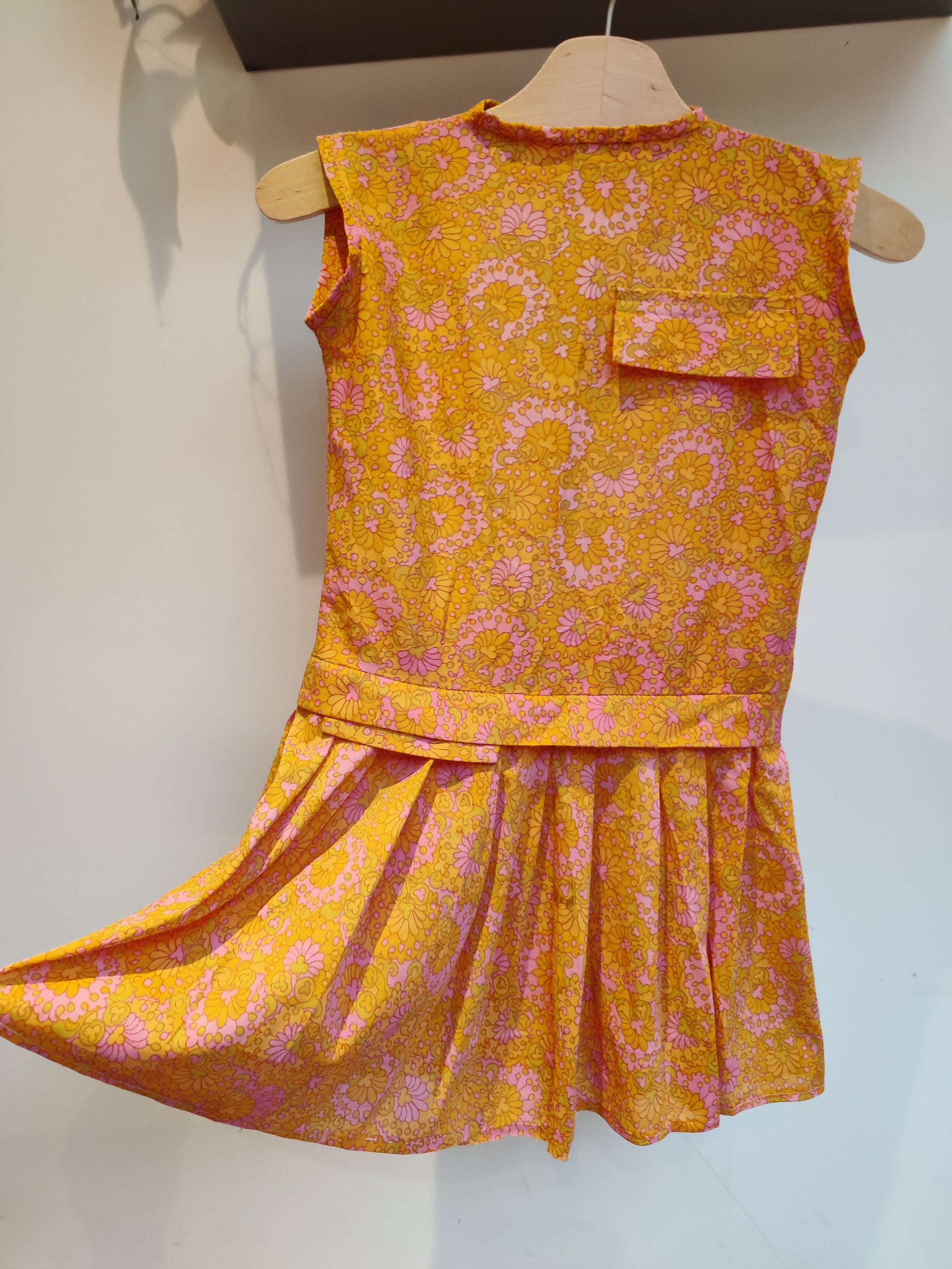 Retro flower power kids dress age 3
