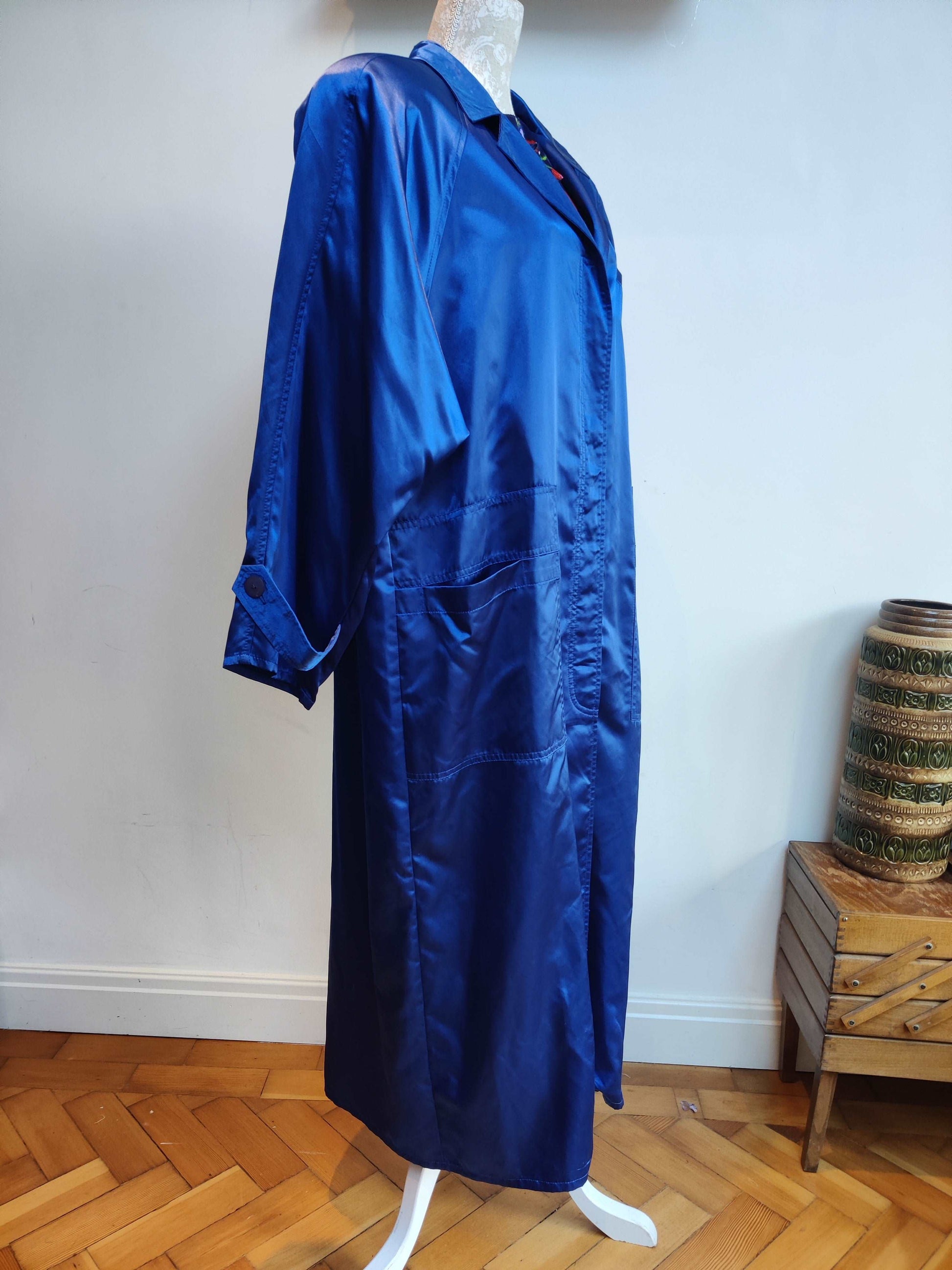 80s electric blue plus size jacket.