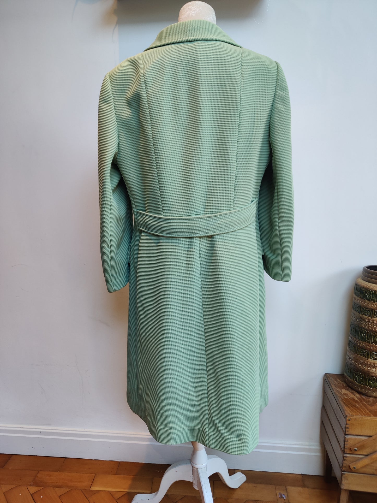 Mint green 60s Crimplene jacket. Size 14.