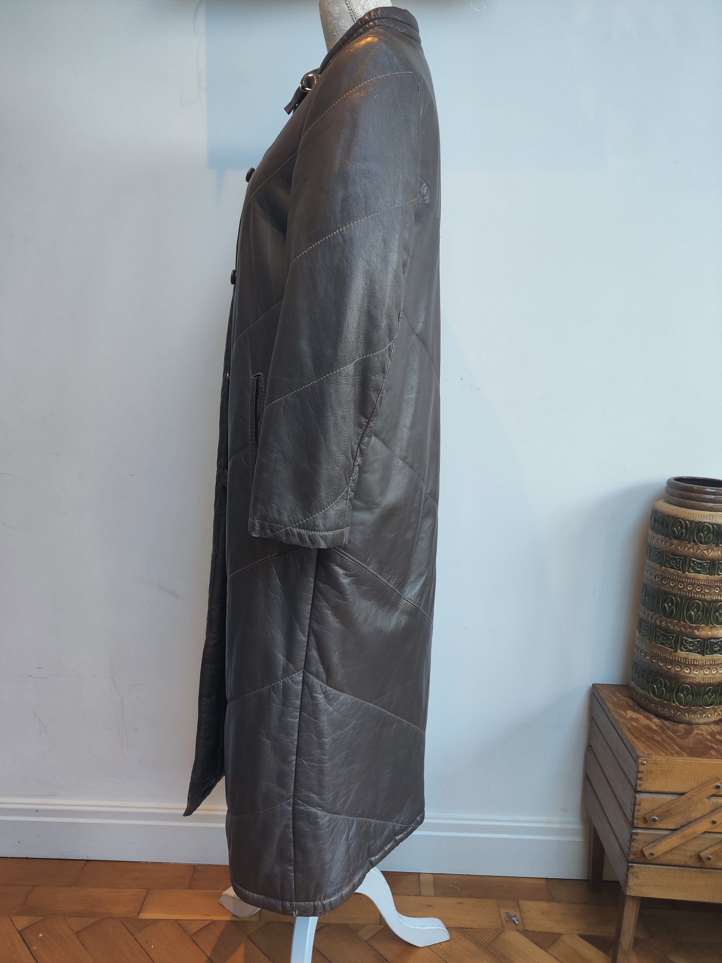 Vintage long leather coat in grey