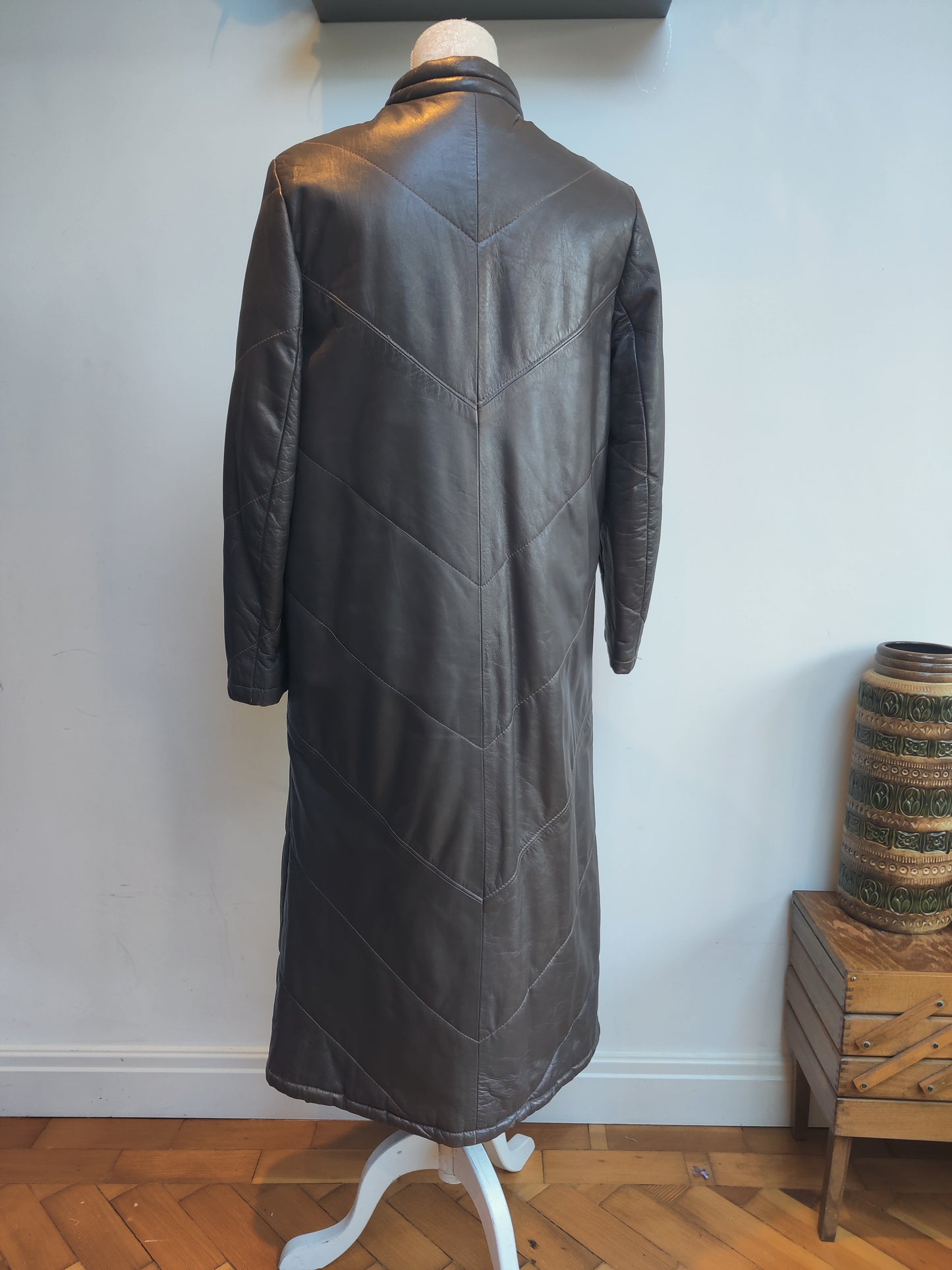 Size 12 80s coat.