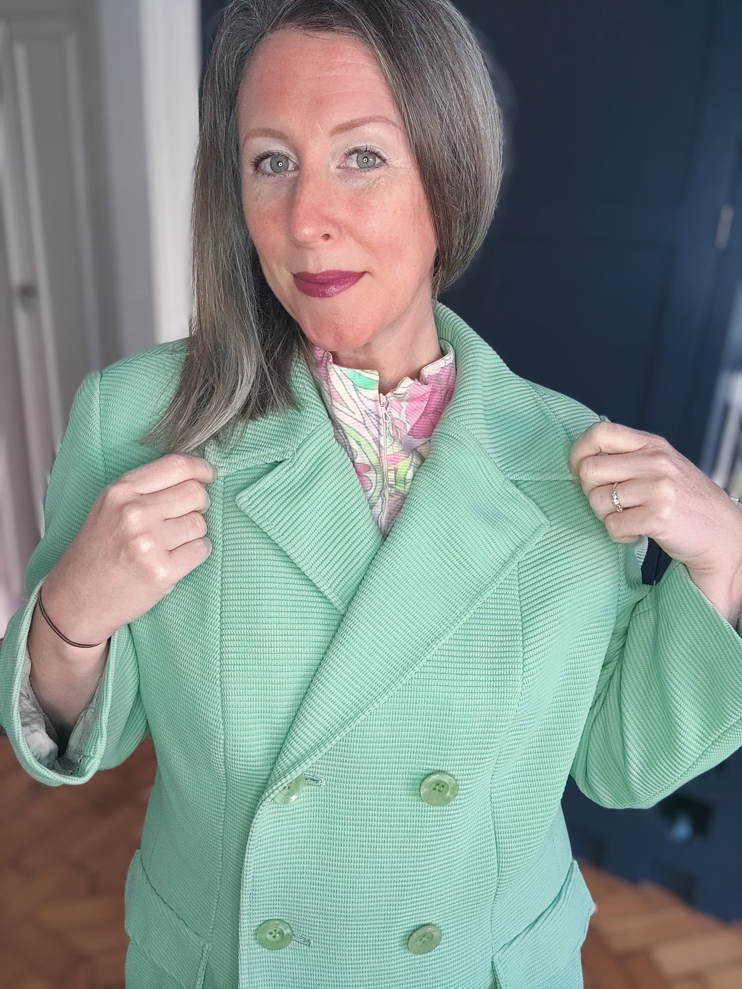 Mint green 60s Crimplene jacket. Size 14.