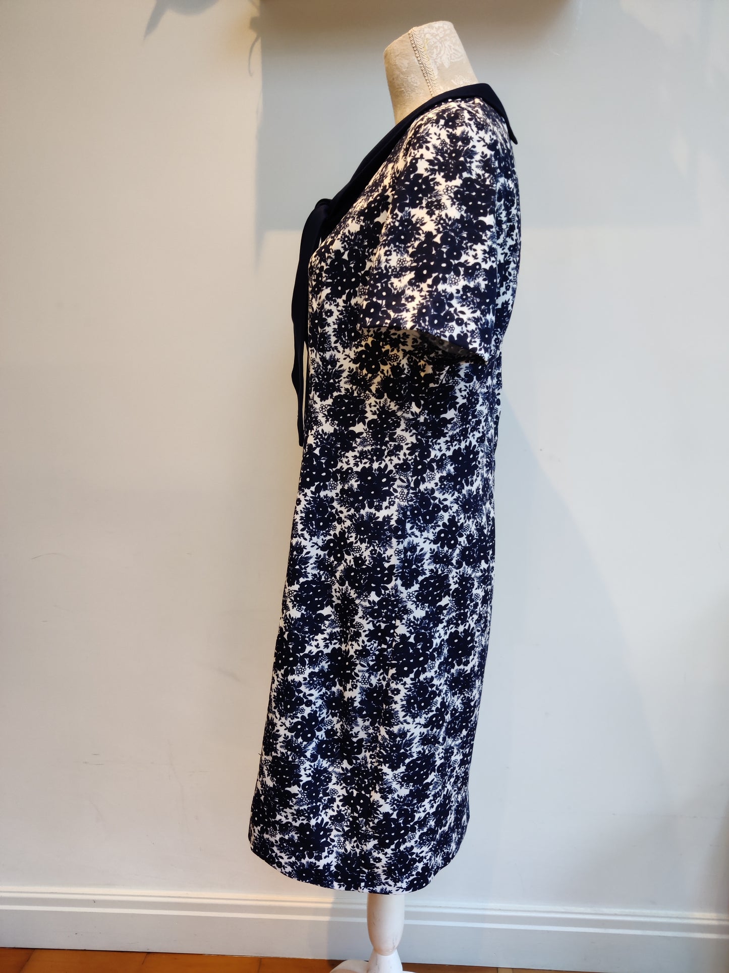 60s day dress size 14.