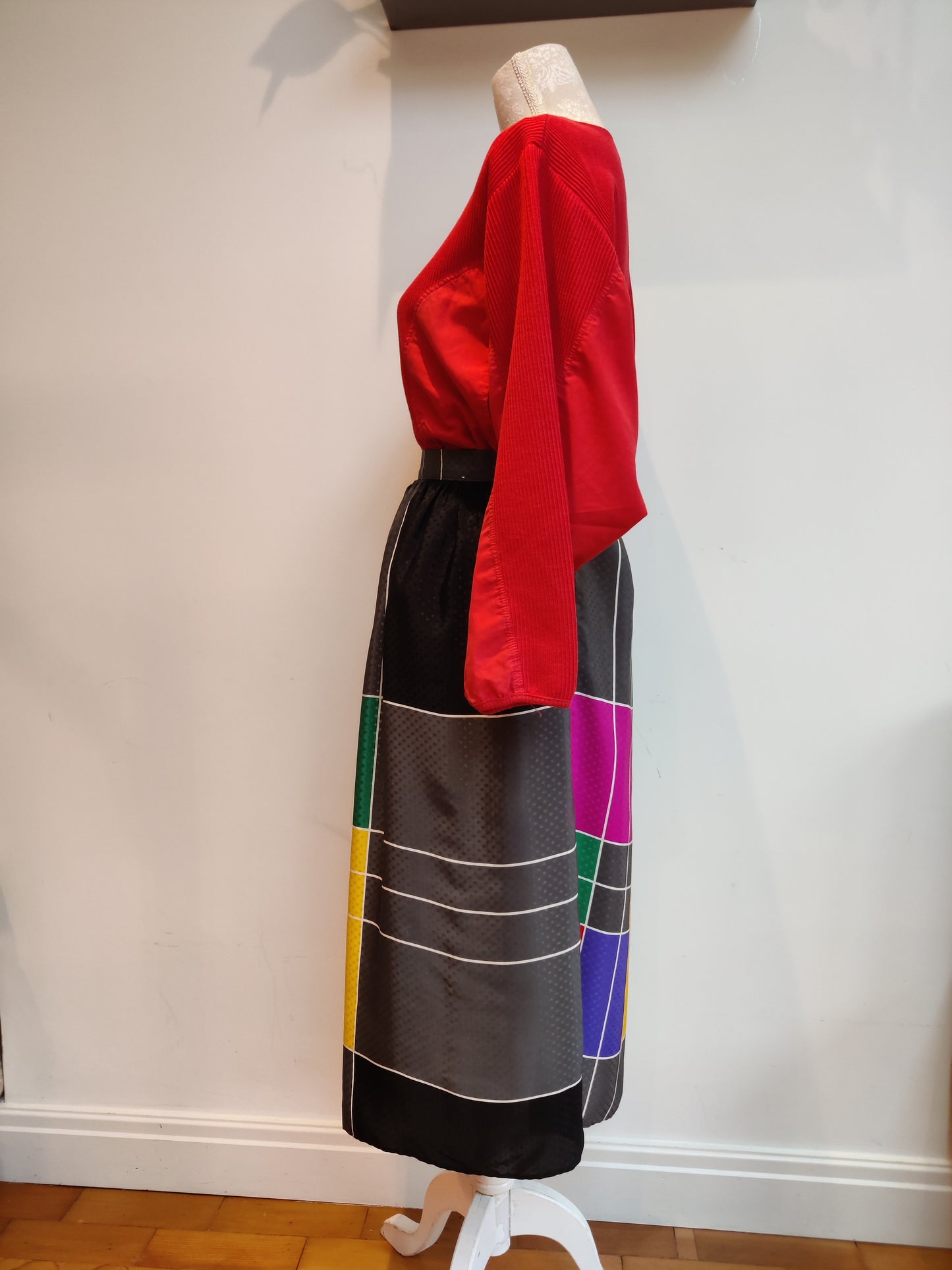 80s rainbow colour block midi skirt. Size 8.