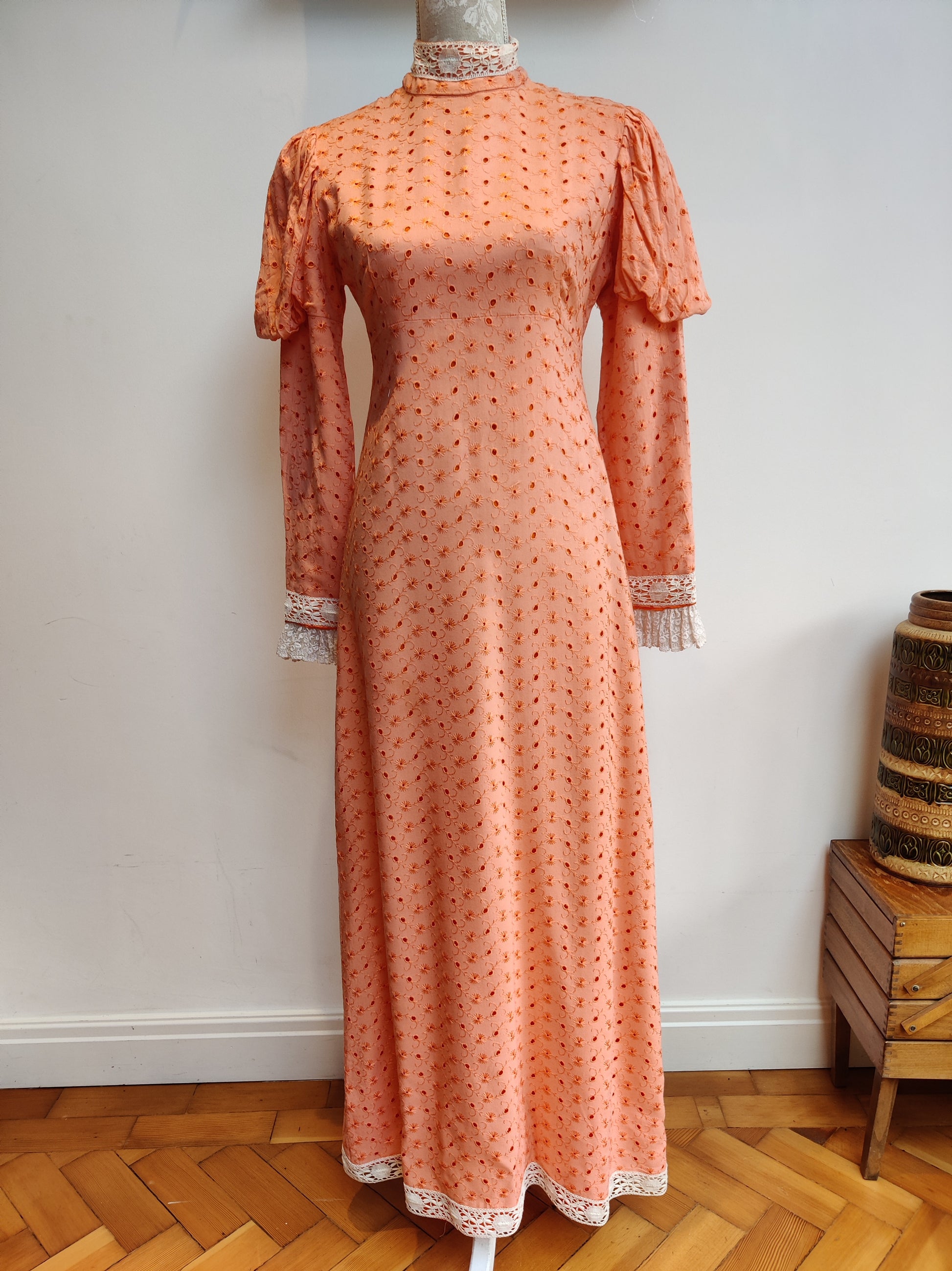 Beautiful peach vintage prairie dress