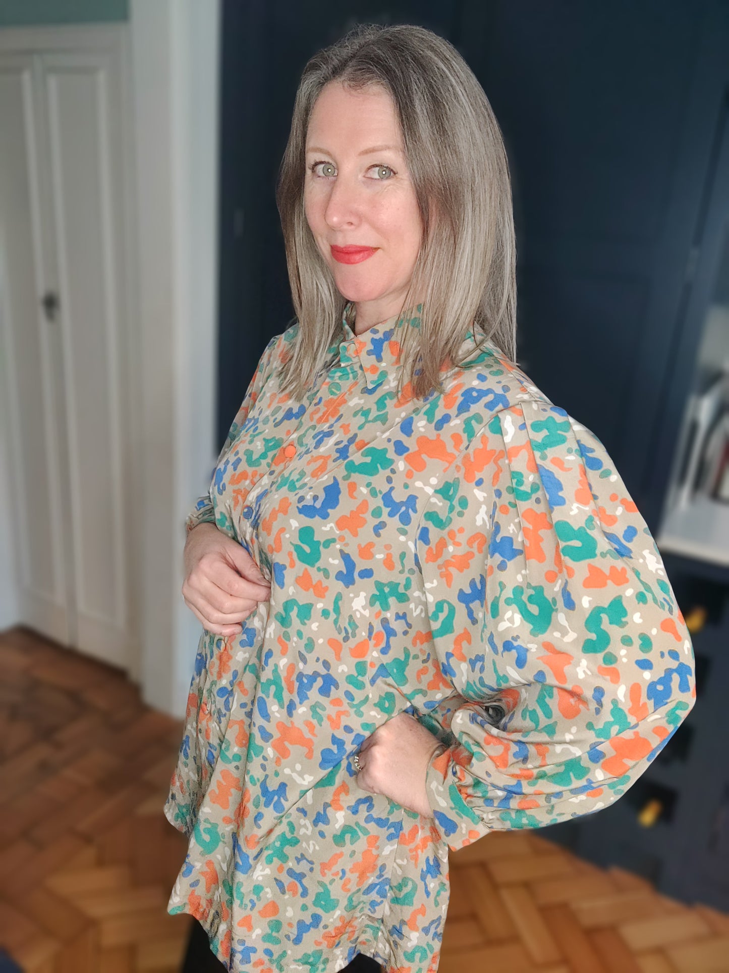 PLus size colourful 80s ladies shirt.