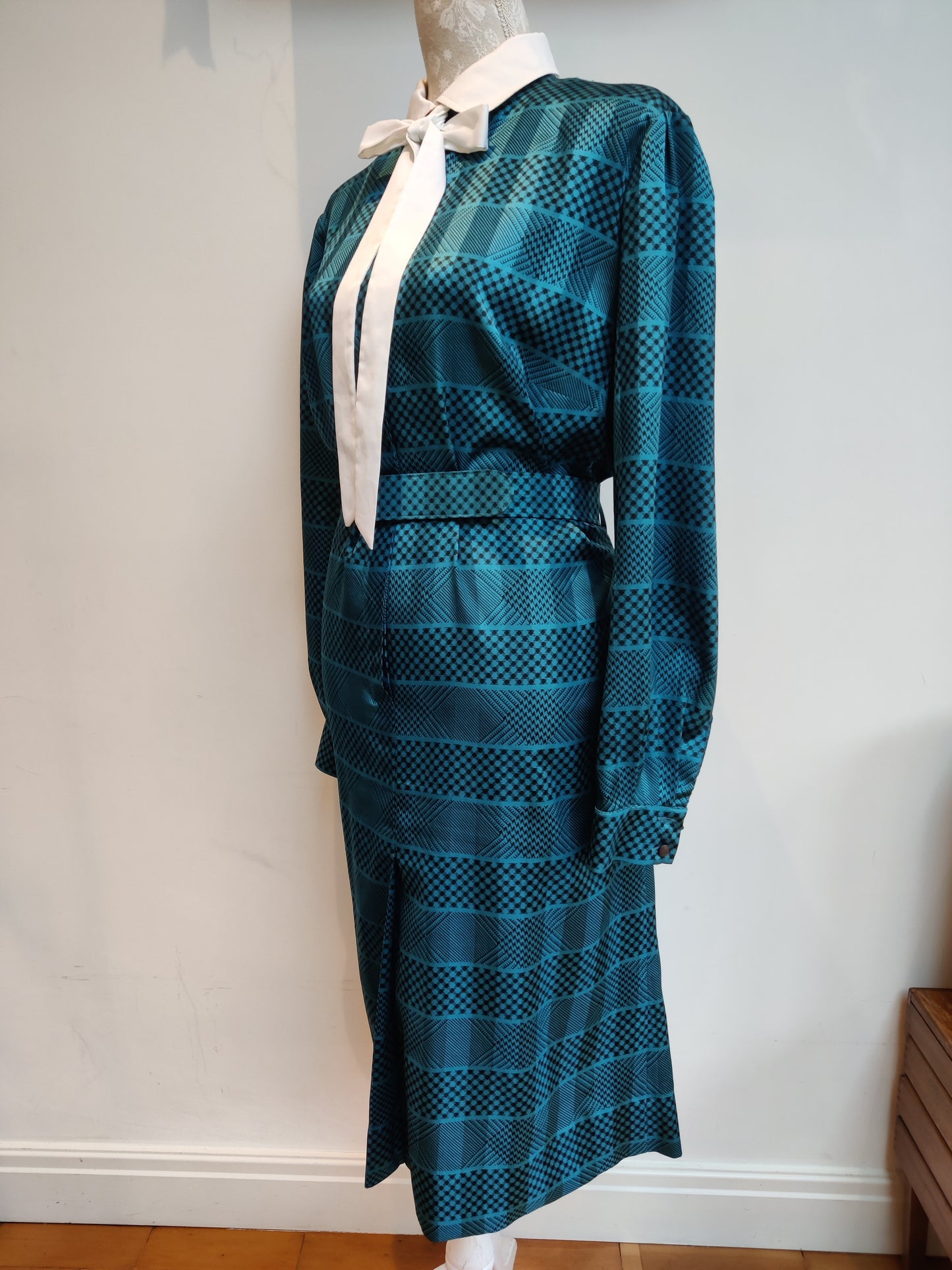 80s plus size midi dress with belt.