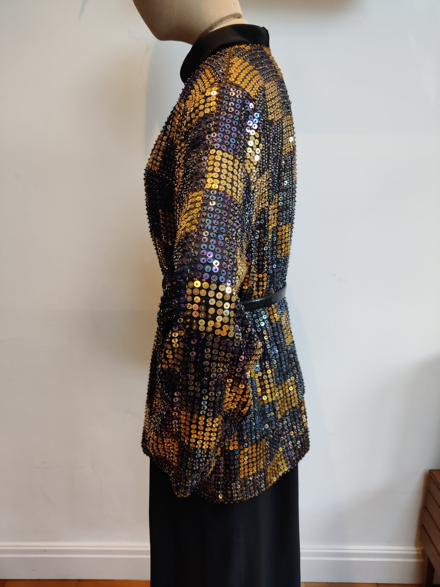 Sparkly sequin vintage jacket 16