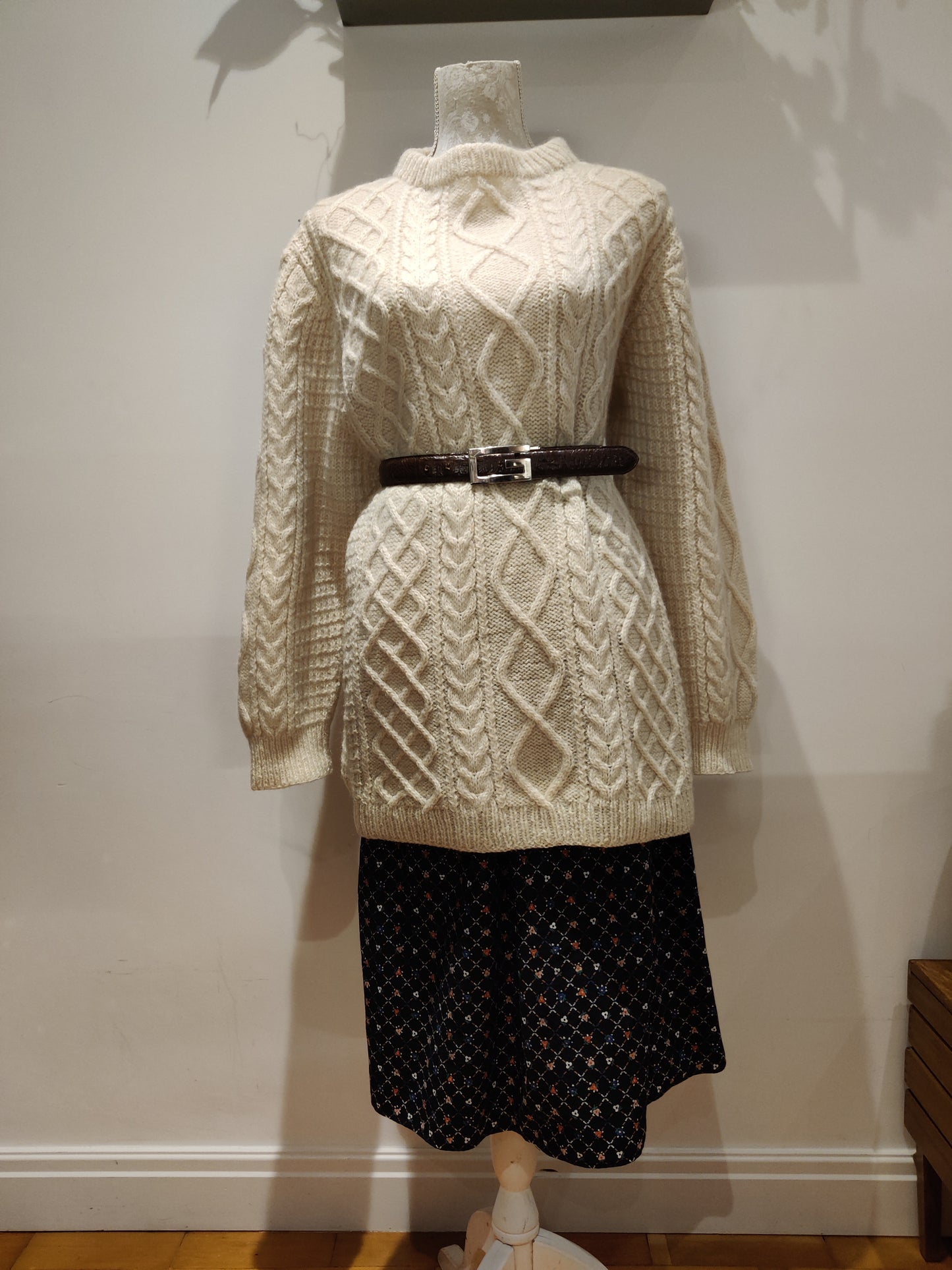 Long Aran jumper size 20.