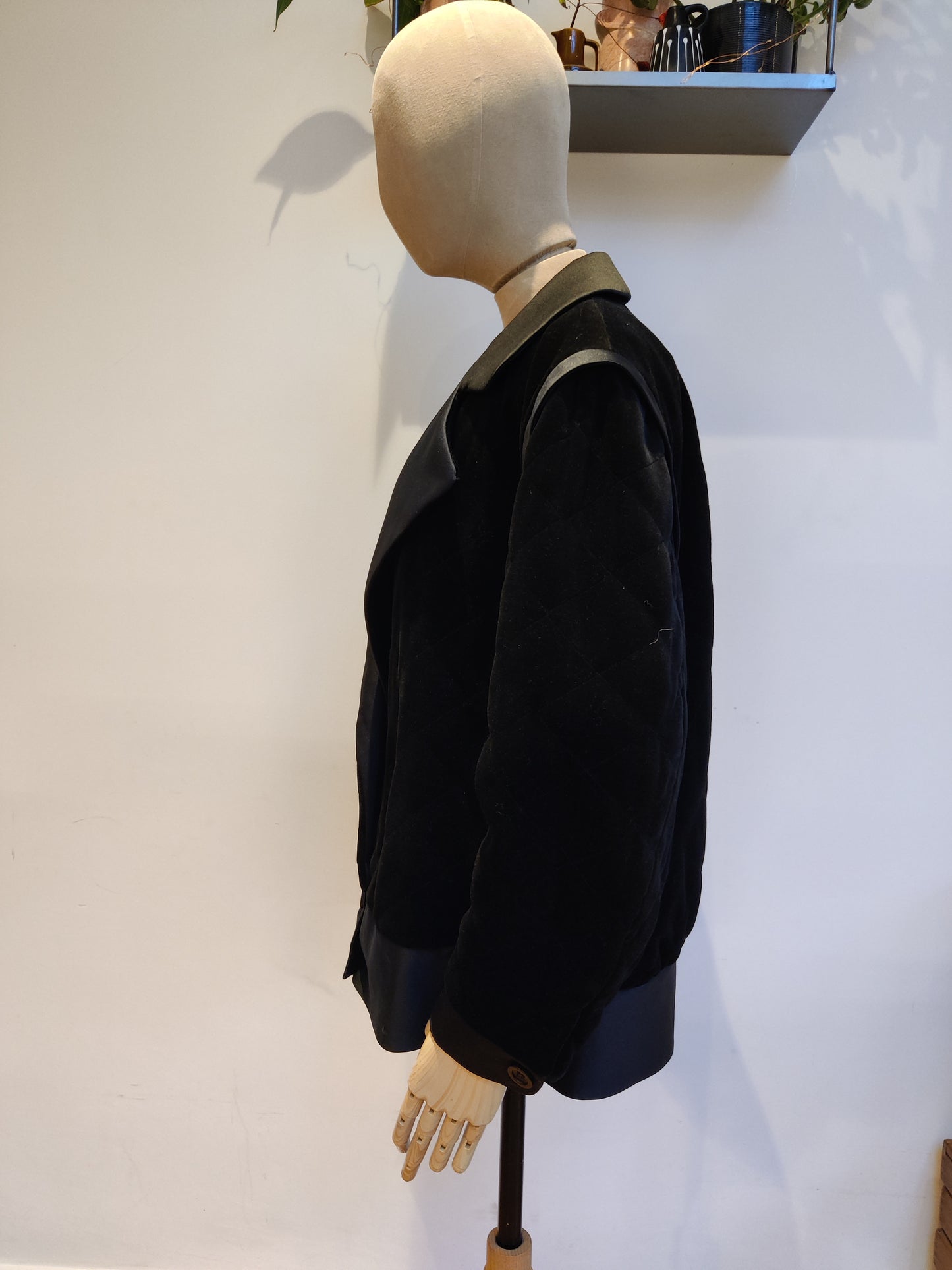 Black velvet vintage Frank Usher jacket with satin statement collar. Size 12-14