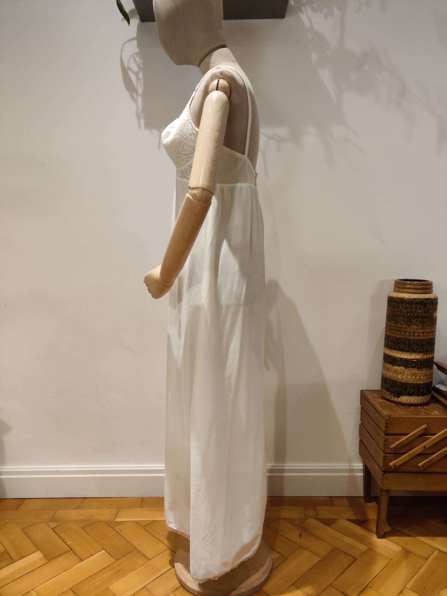 Vintage underdress, 38b cup