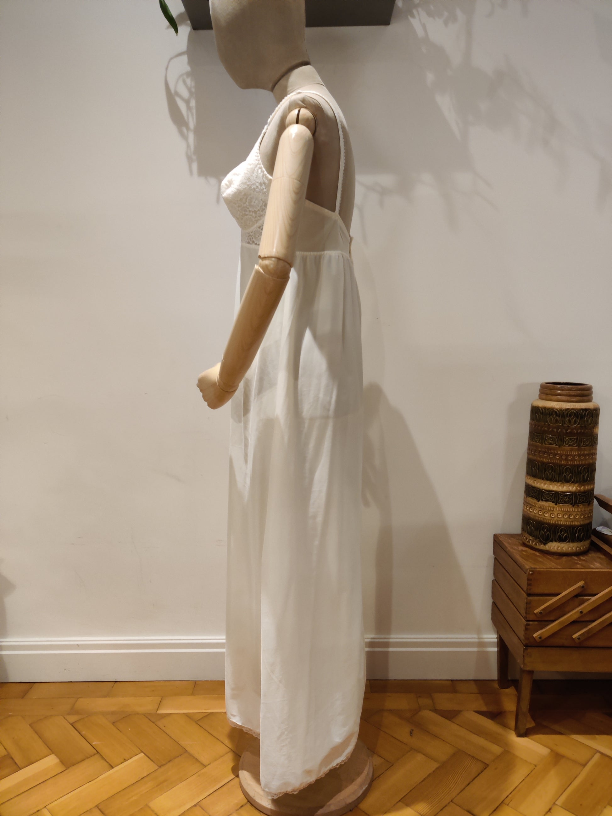 Vintage underdress, 38b cup