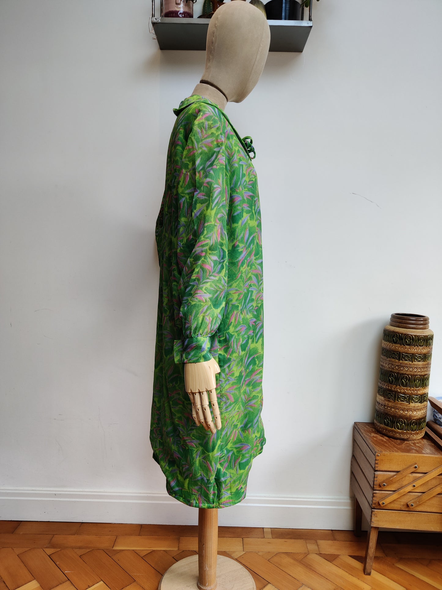 Green vintage midi dress 14
