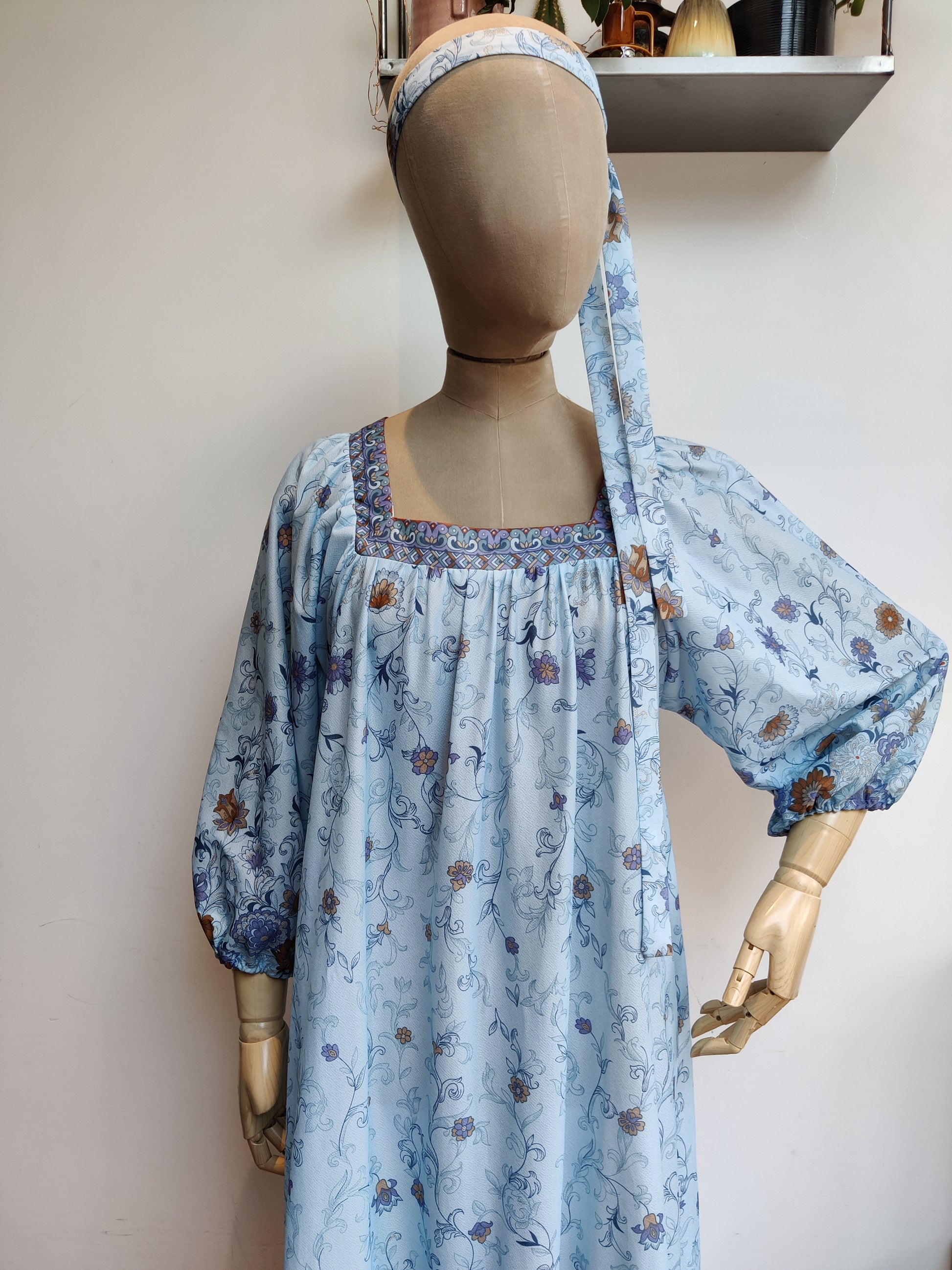 Blue 1970's dress with square neck and matching belt
