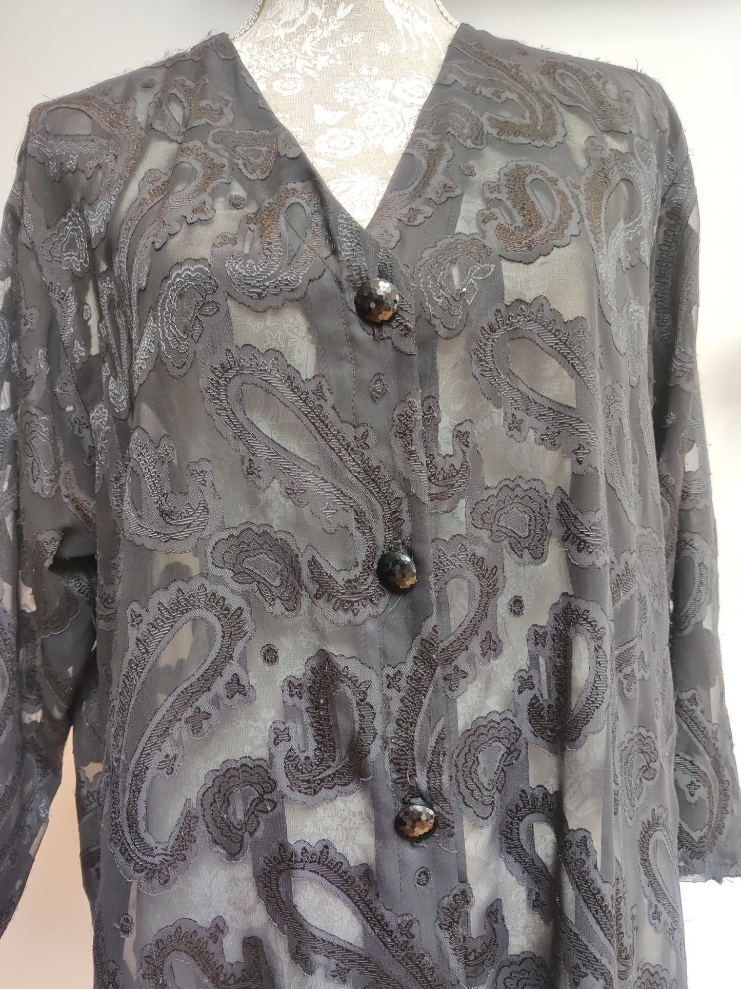 Black plus size vintage shirt