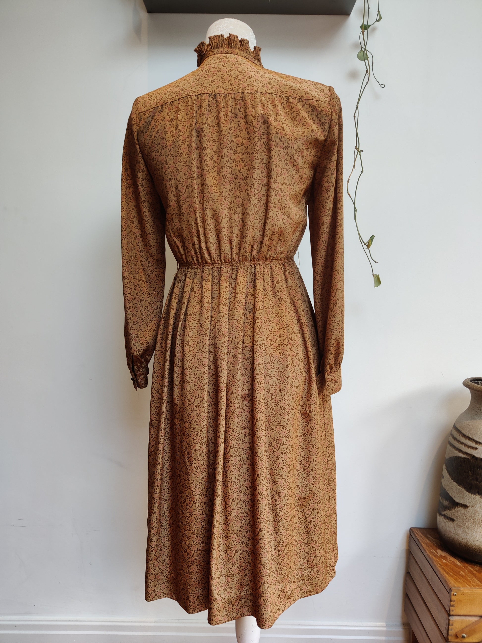 Vintage dress size 10