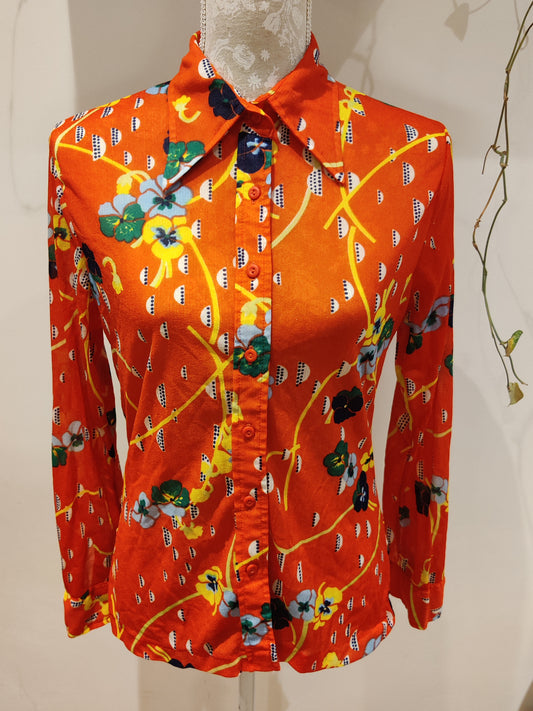 Incredible red 70s dagger collar shirt. Size 8.
