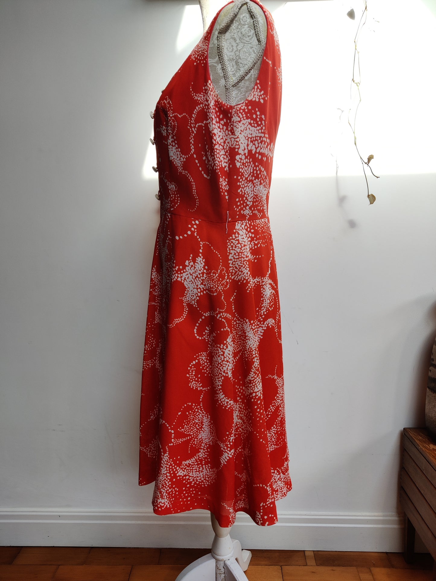 Beautiful 50s style red vintage dress. 12.