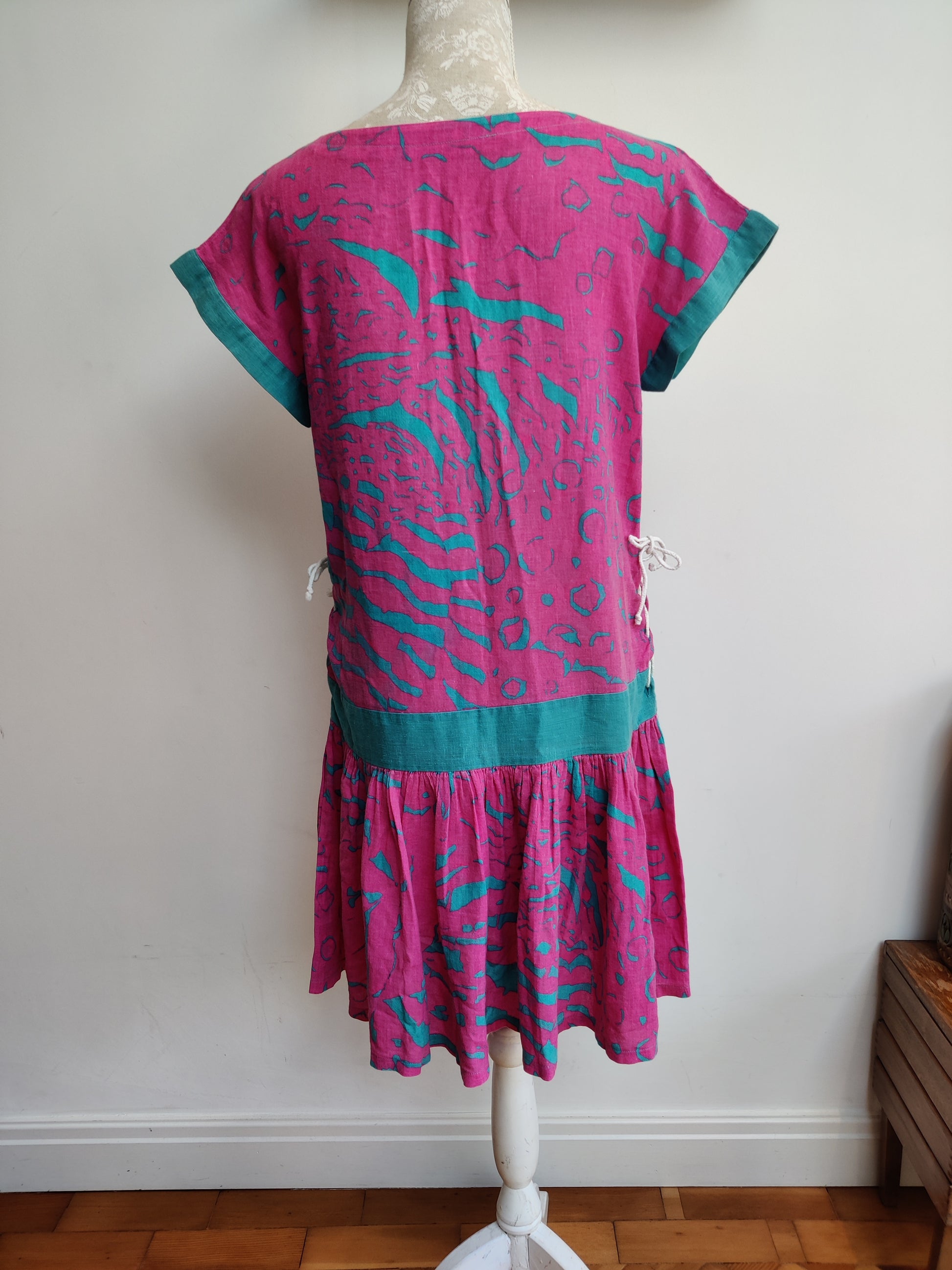 Dropped waist 80s dress