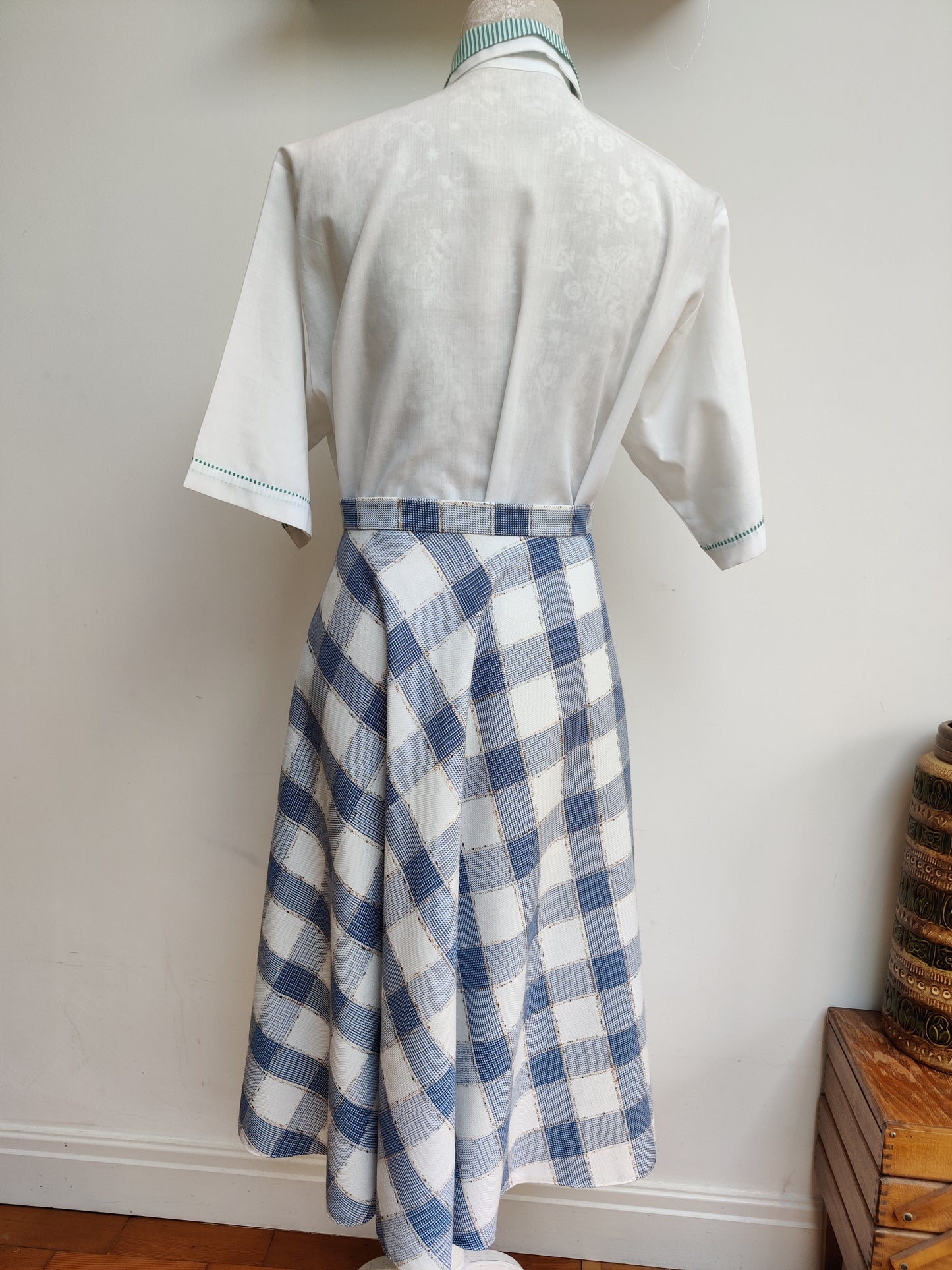 &0s St Michaels skirt.