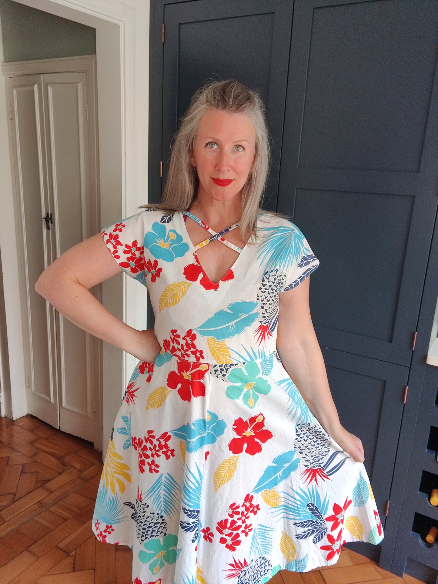 Vintage rainbow colour hawaiian print dress