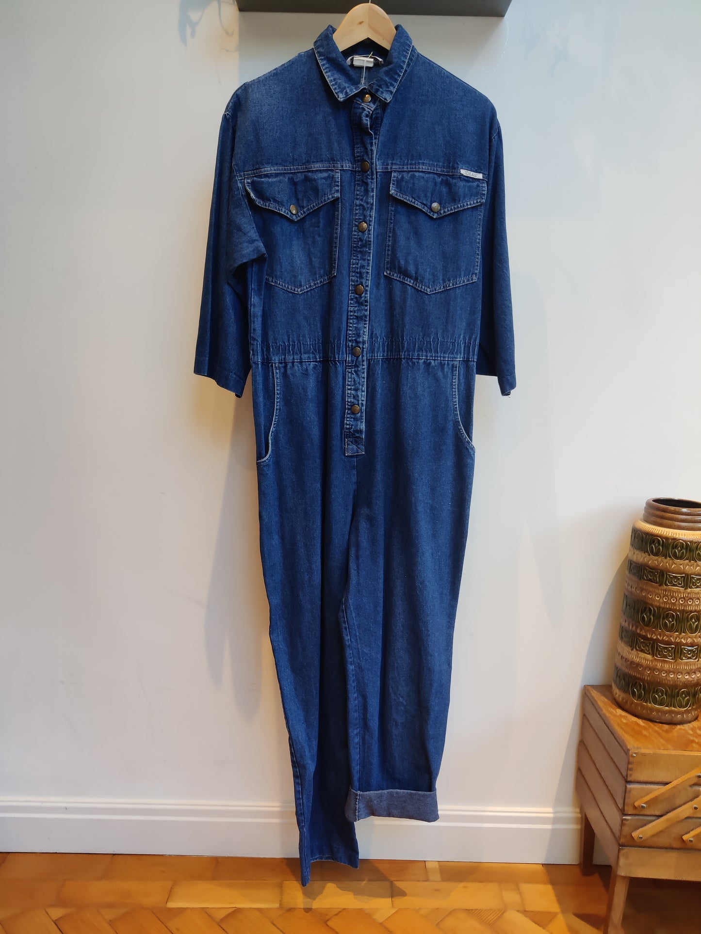 Incredible vintage denim jumpsuit size 14-16.