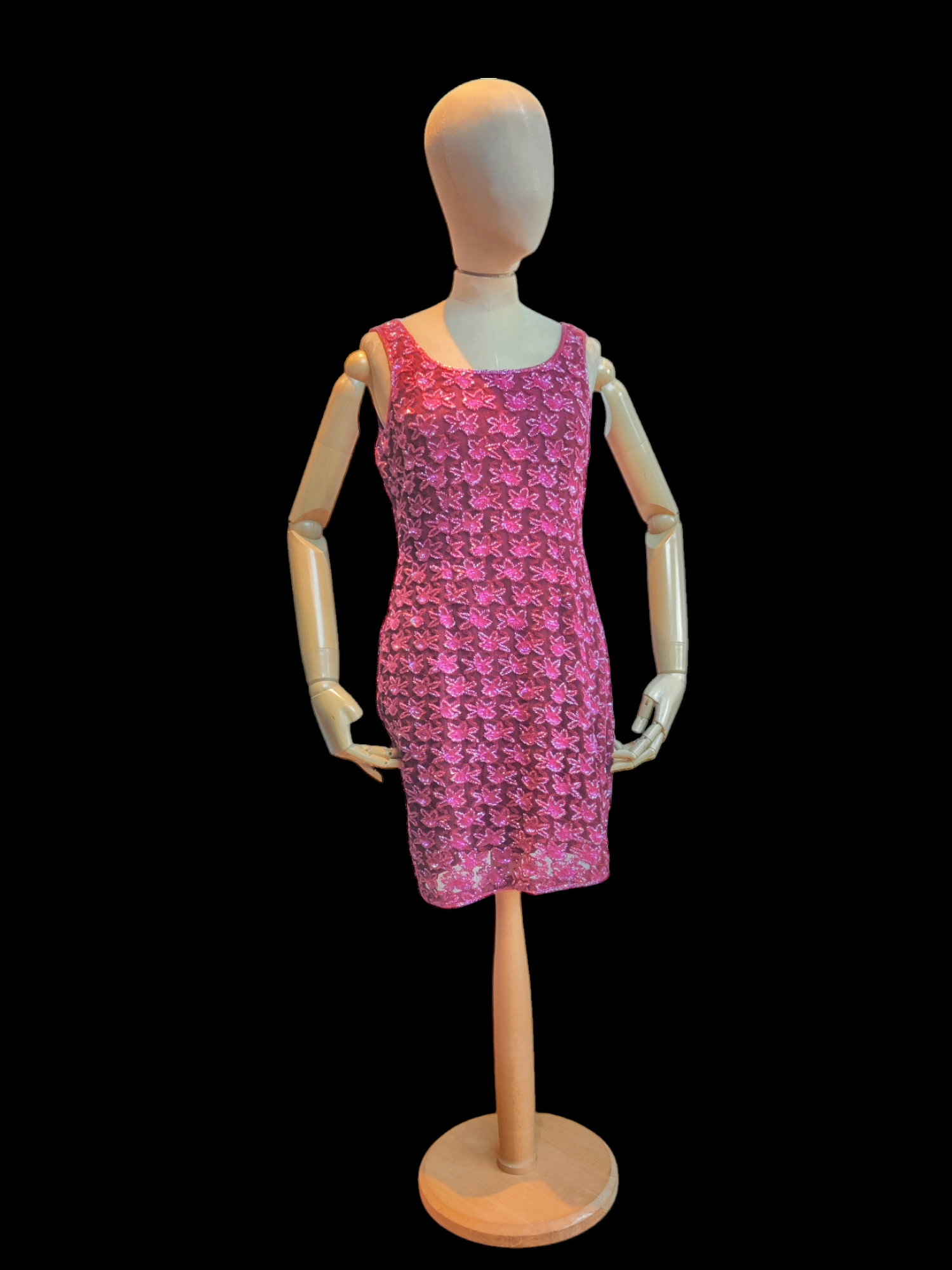 Lovely small vintage dress in pink floral beading
