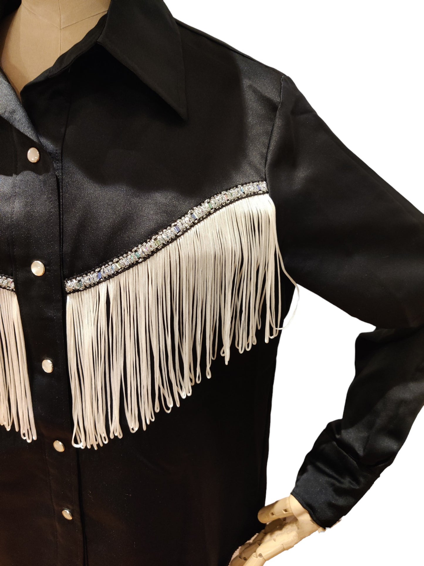Fabulous vintage rodeo shirt in black with white tassels. Size 14.