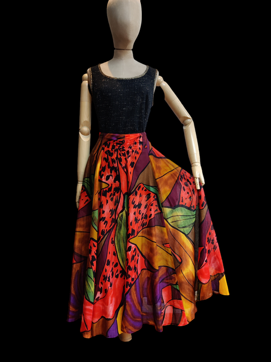 80's fun and colourful flared skirt