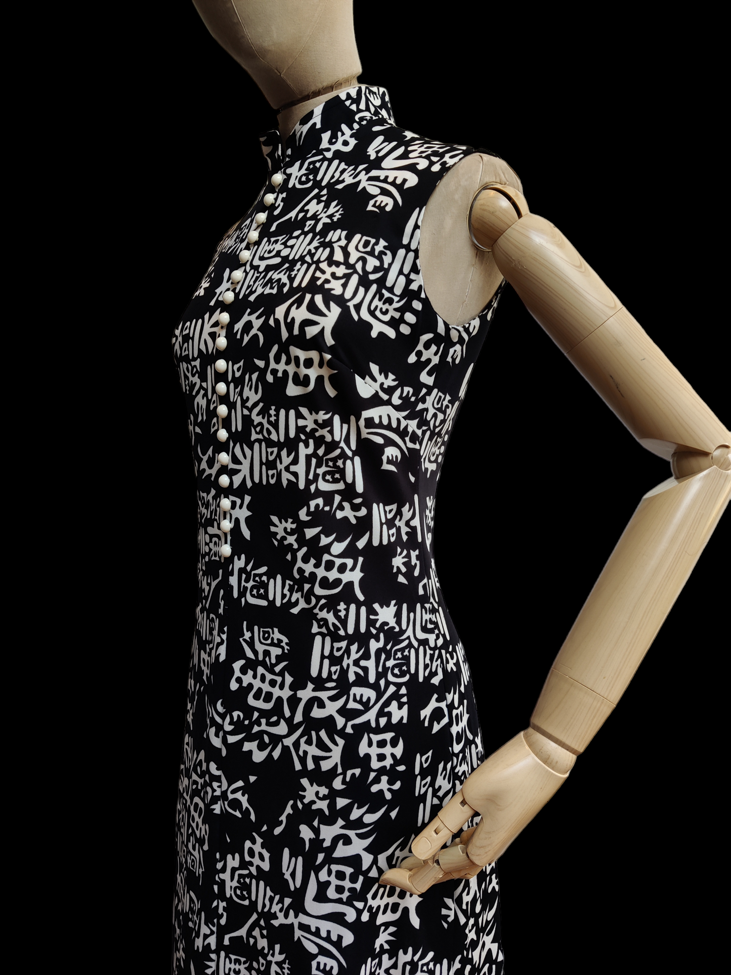 Monochrome 70s sleeveless maxi dress size 8-10