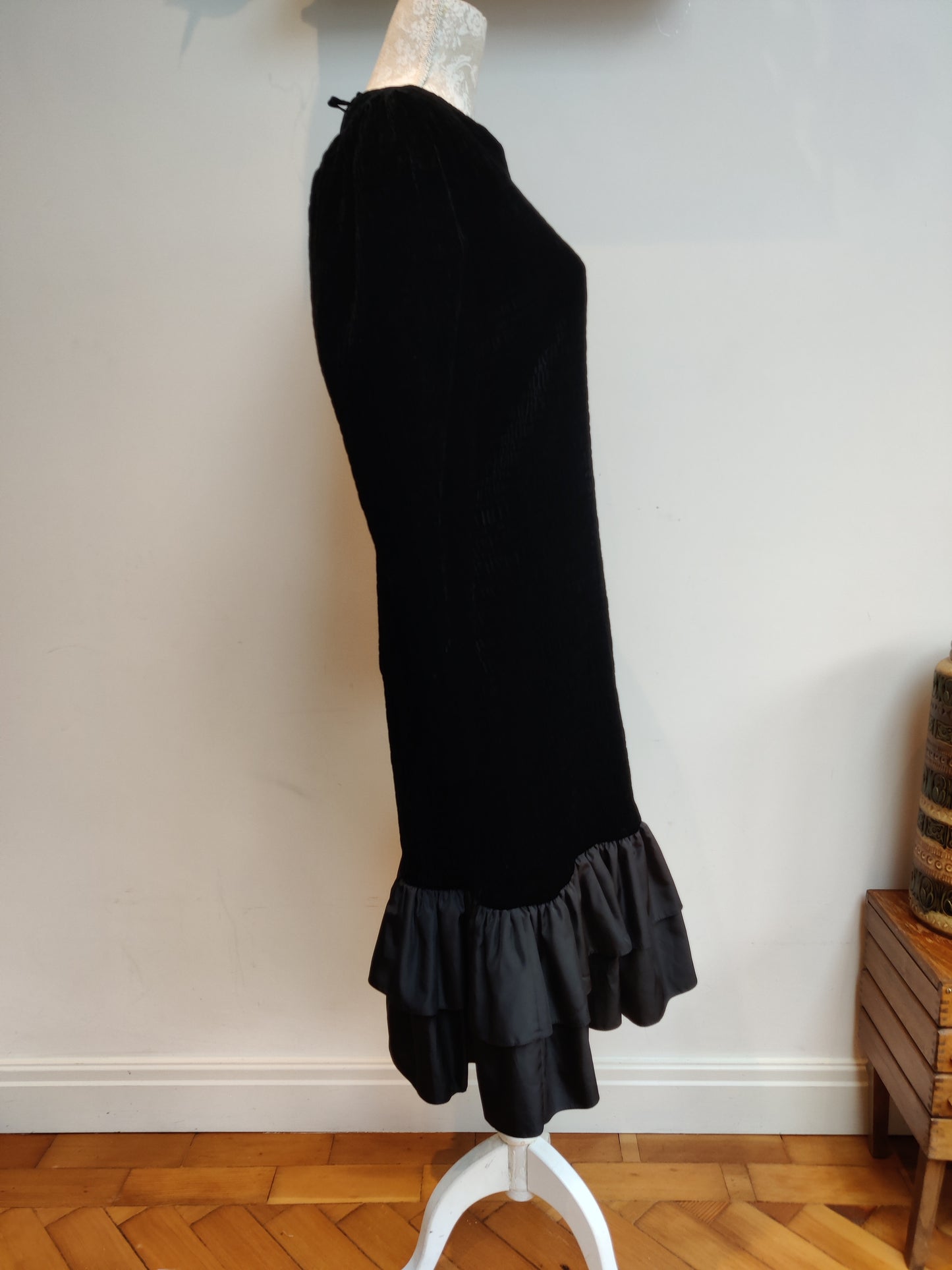 Stunning 80s vintage dress