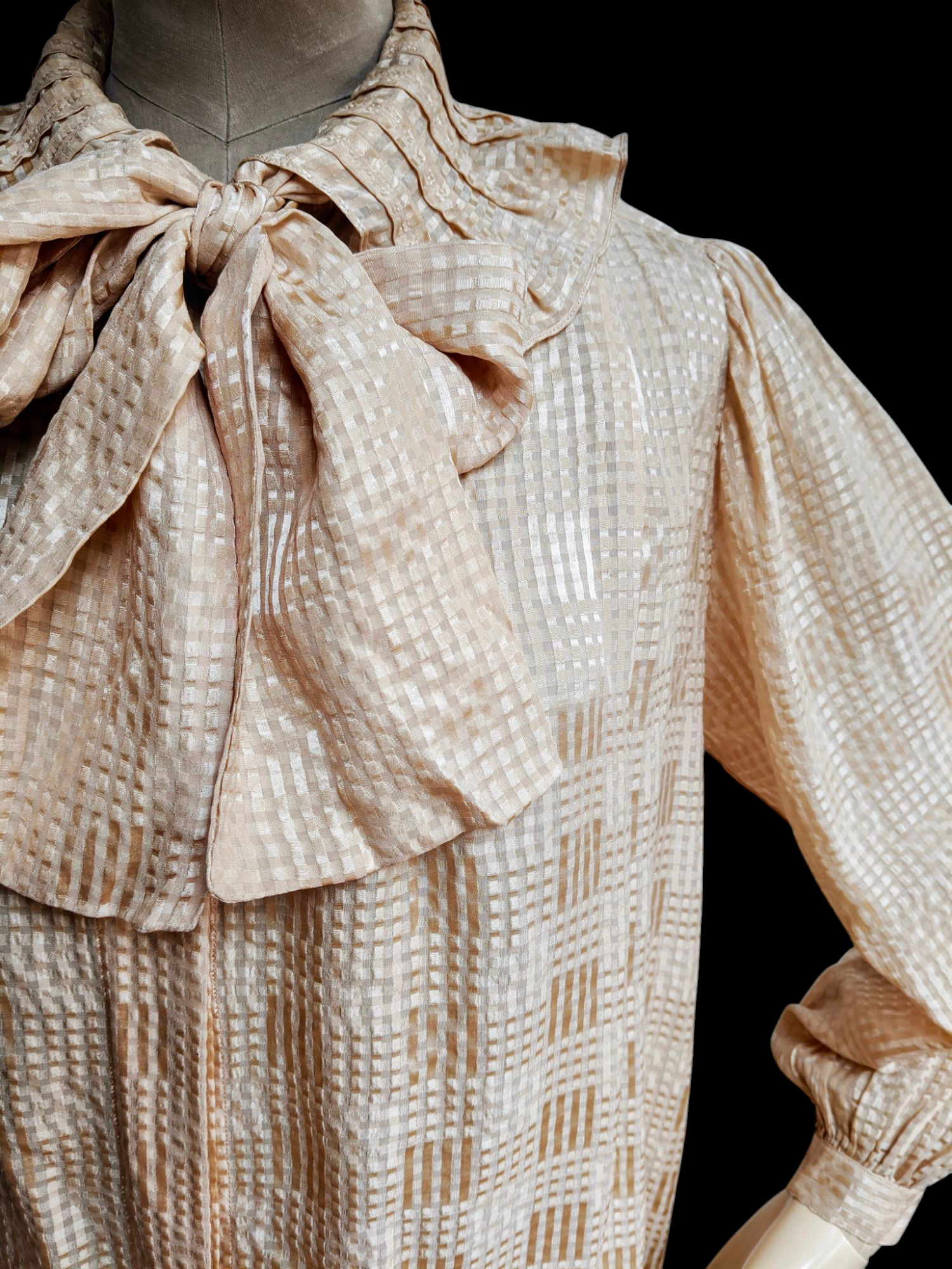 Stunning rose gold blouse with classic vintage style