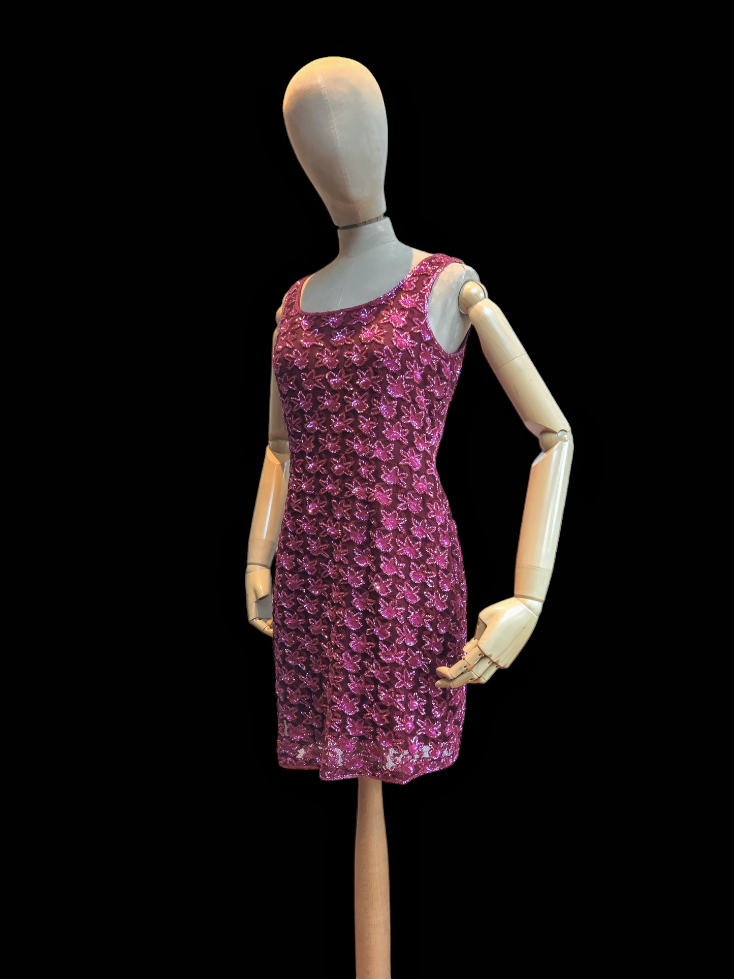 Stunning vintage beaded sequin dress in pink