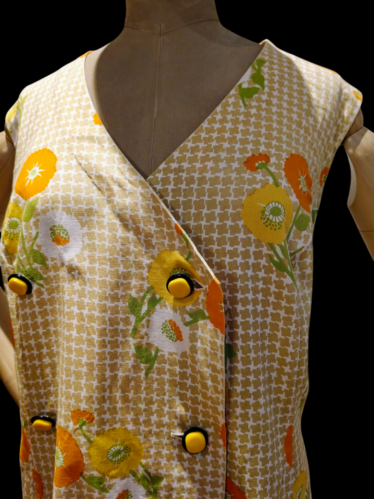 Vintage plus size yellow dress